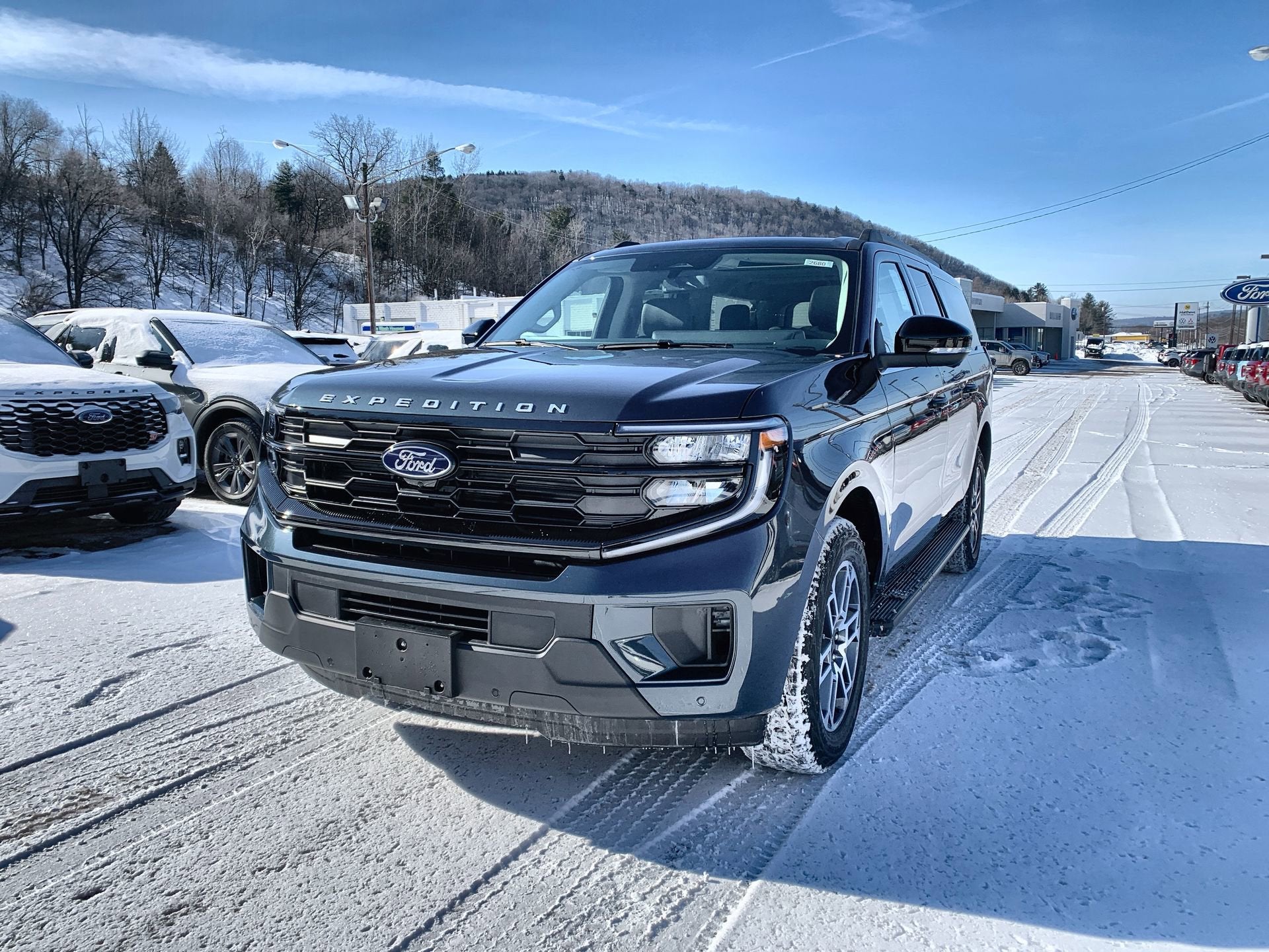 2026 Ford Expedition Max Active