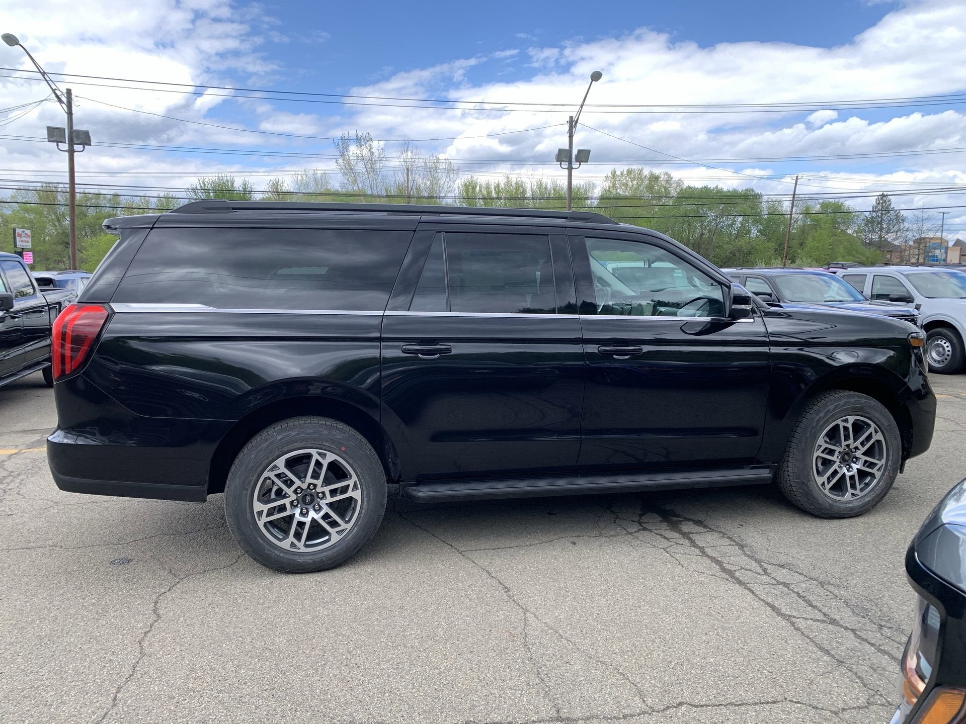 2026 Ford Expedition Max Active