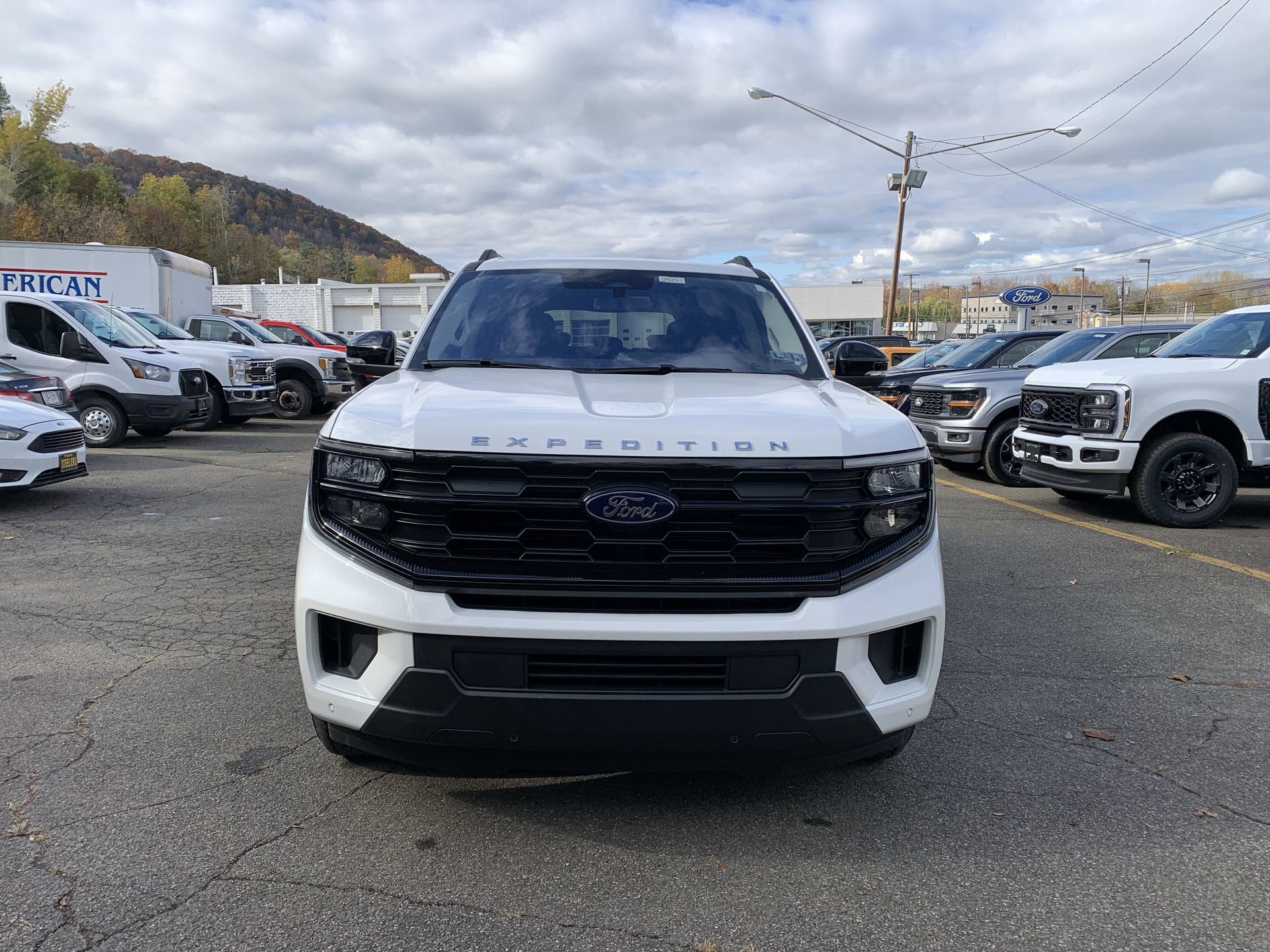 2025 Ford Expedition Max Active