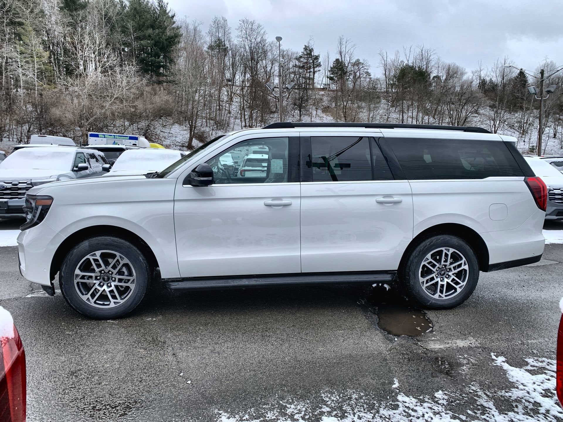 2025 Ford Expedition Max Active