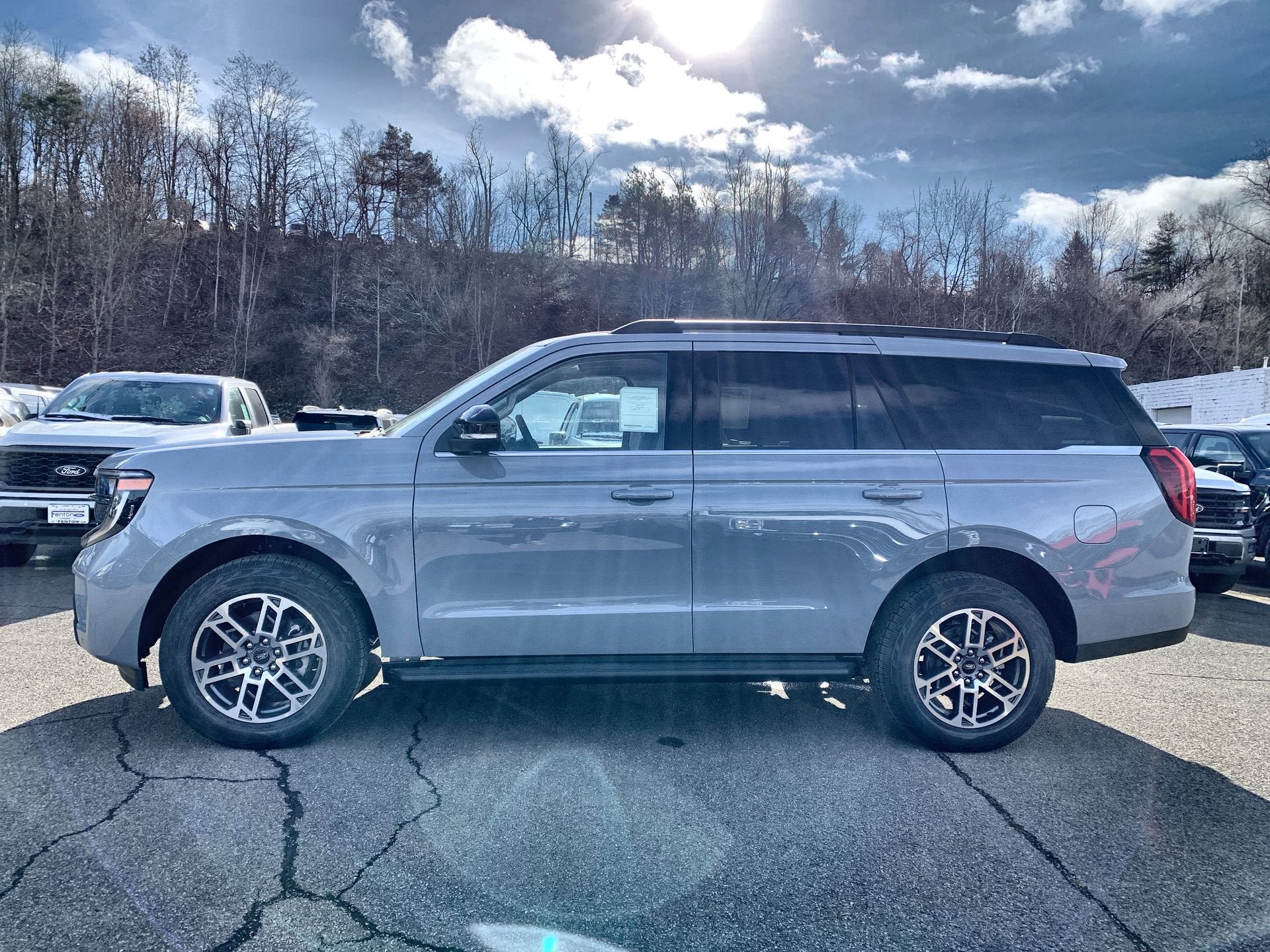 2025 Ford Expedition Active