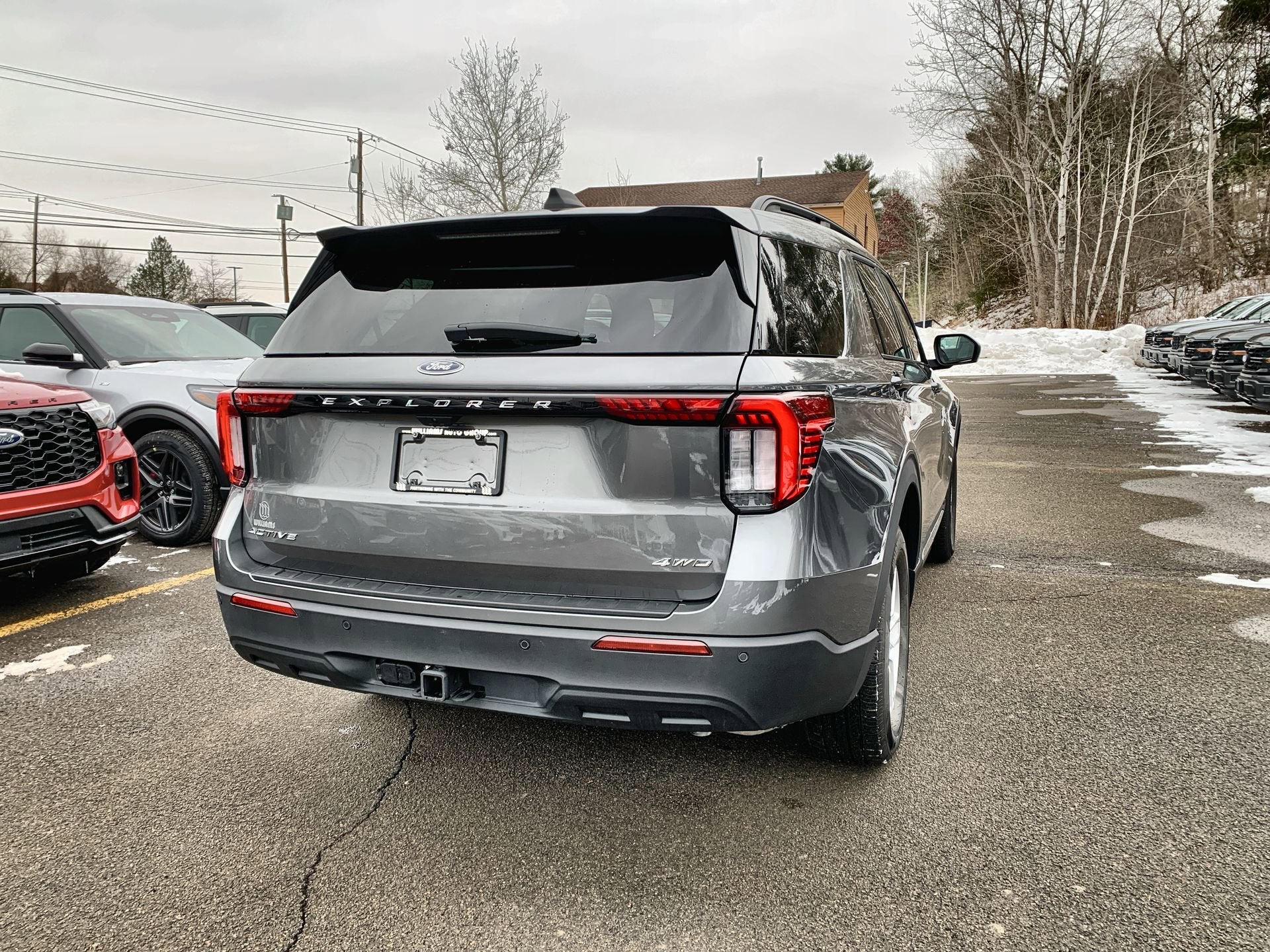 2025 Ford Explorer Active