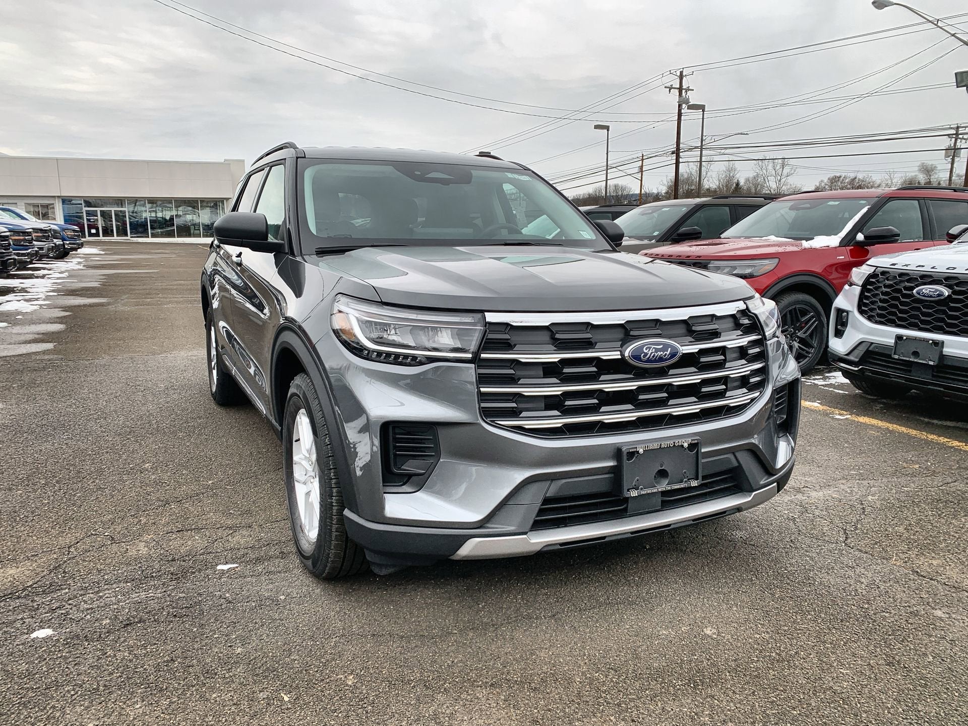 2025 Ford Explorer Active