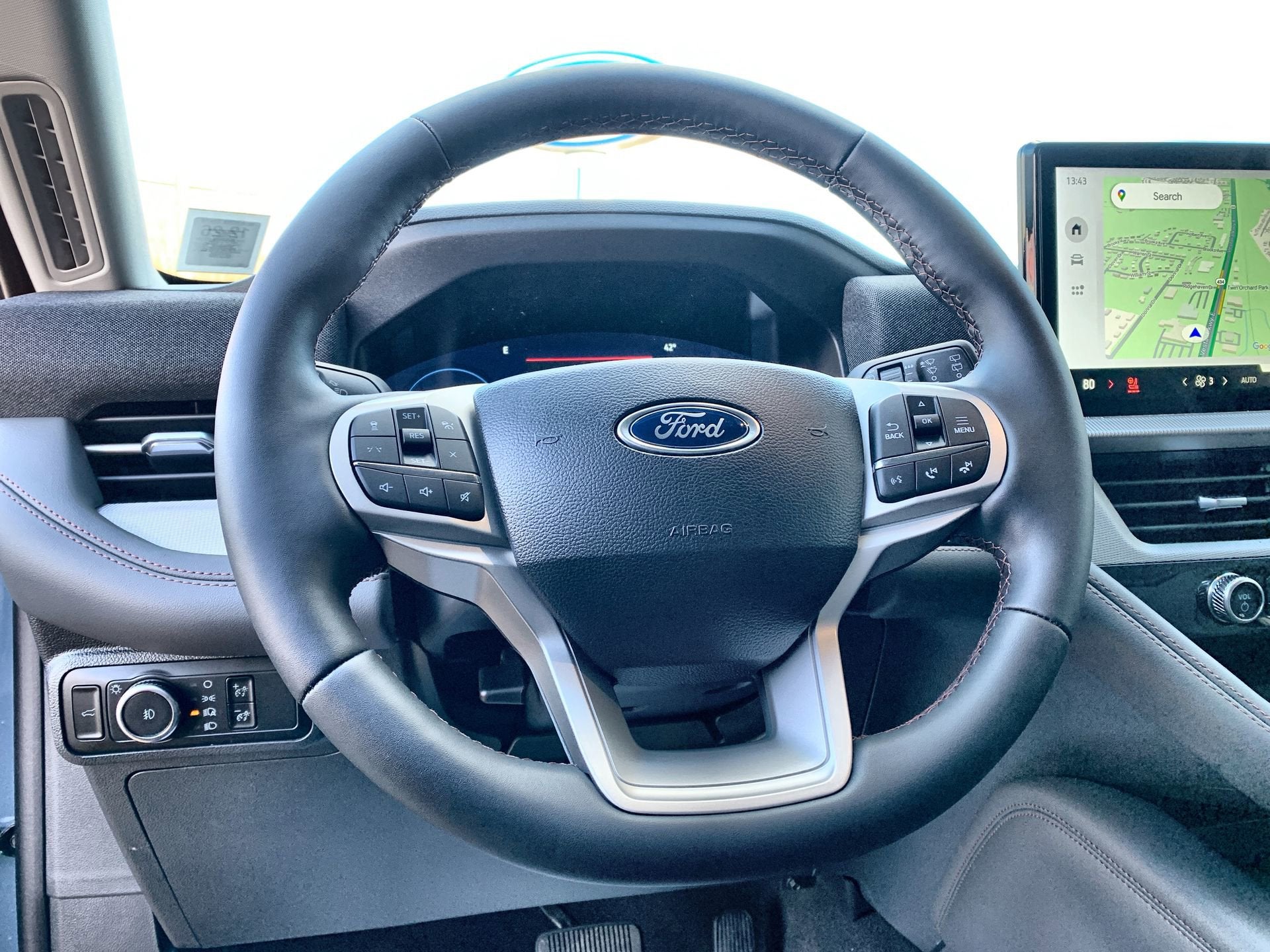 2026 Ford Explorer Active w/100A Pkg