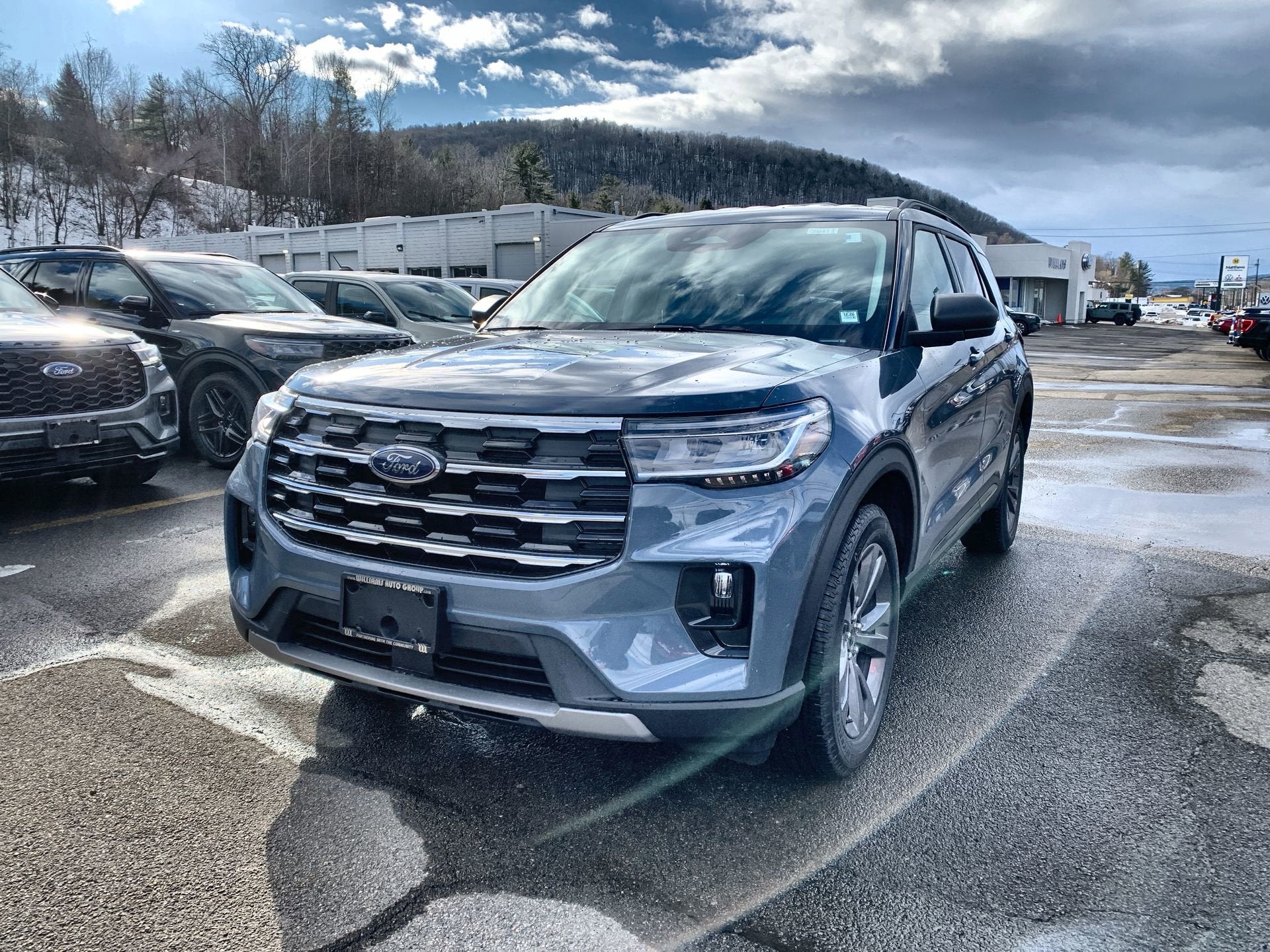 2026 Ford Explorer Active w/100A Pkg