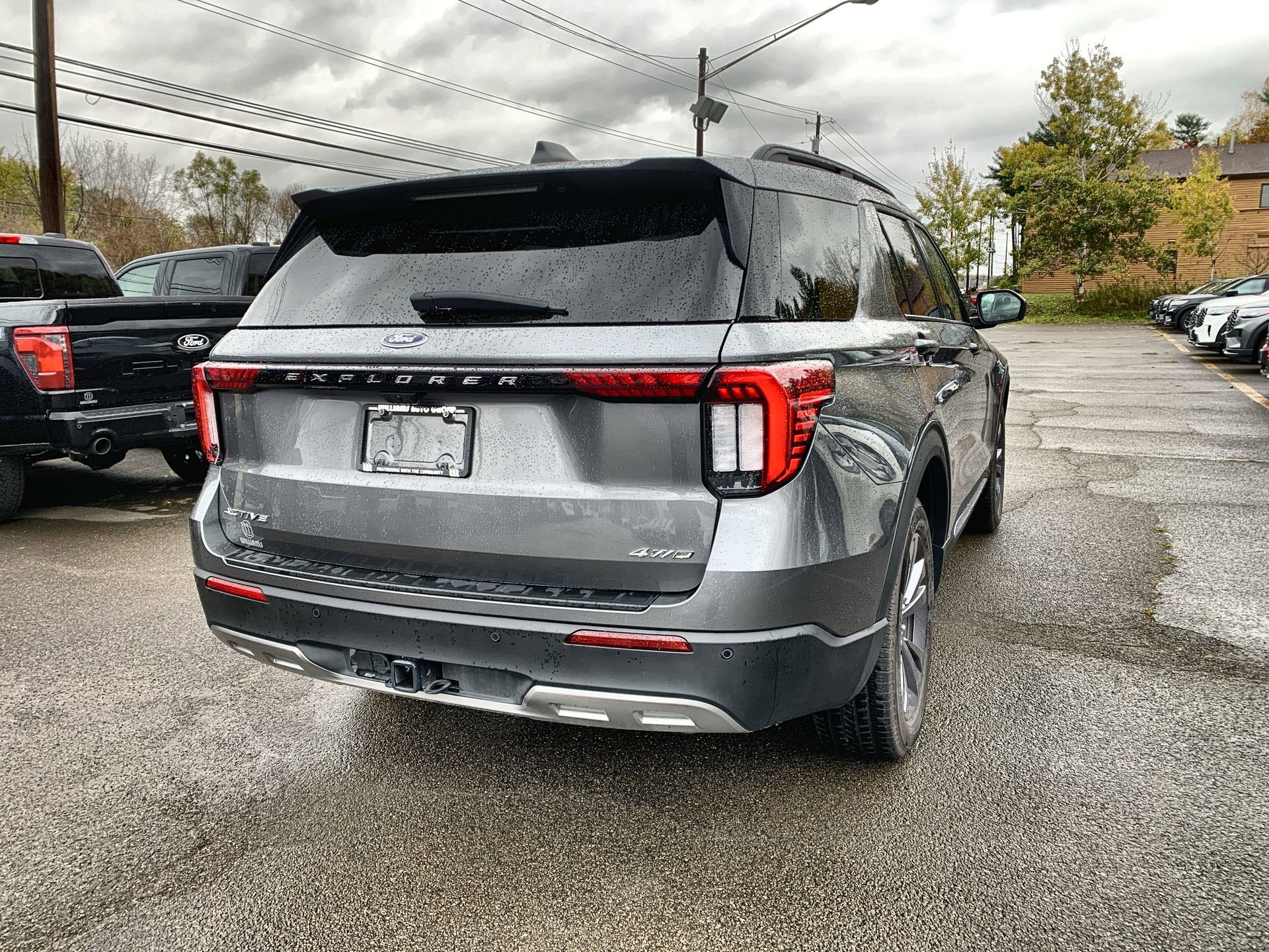 2025 Ford Explorer Active