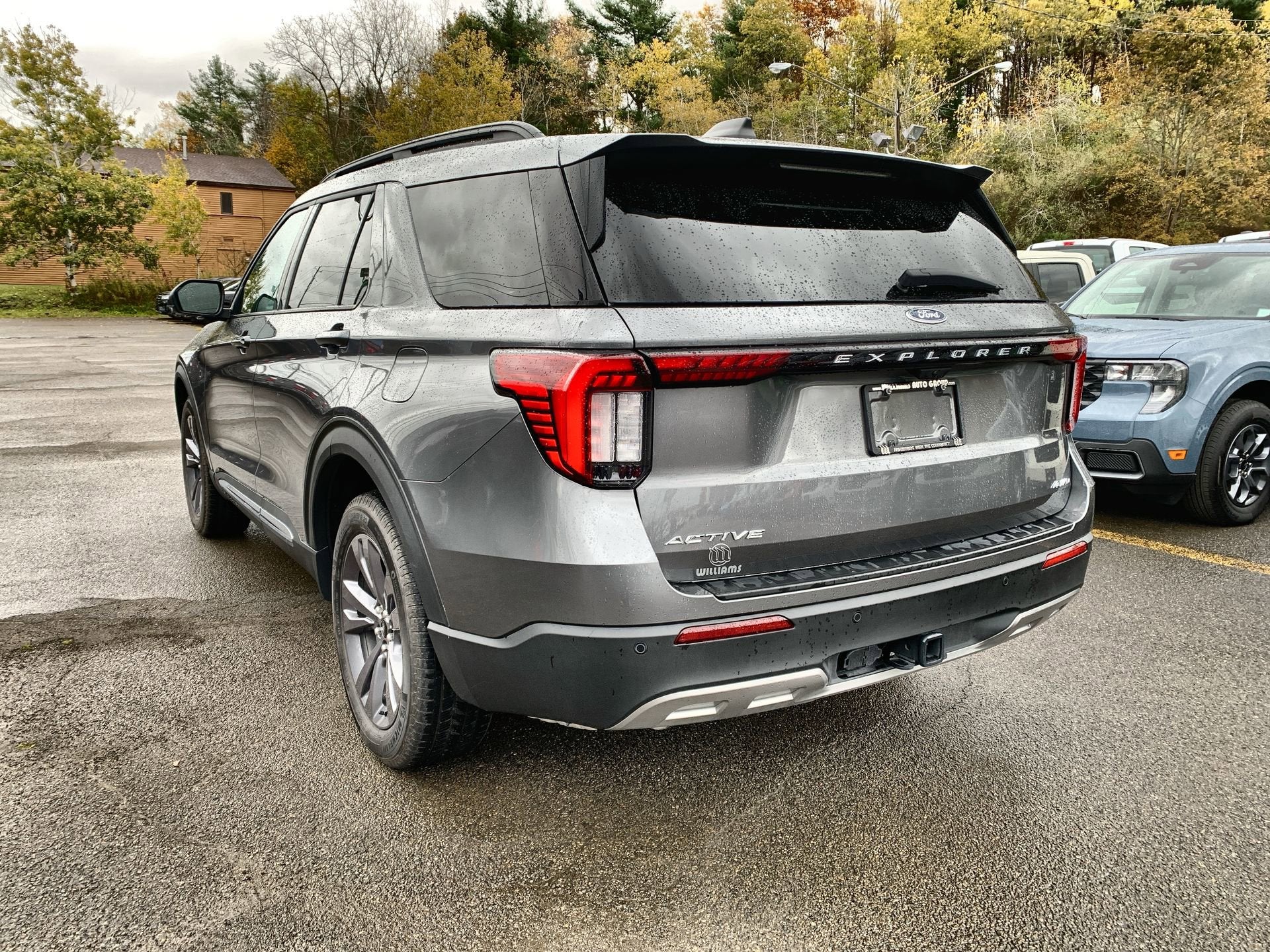 2025 Ford Explorer Active