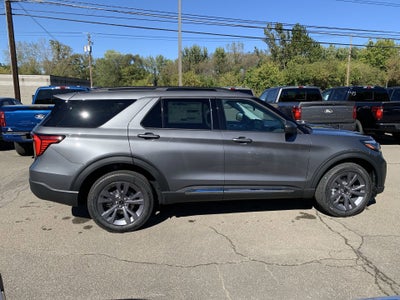 2025 Ford Explorer Active