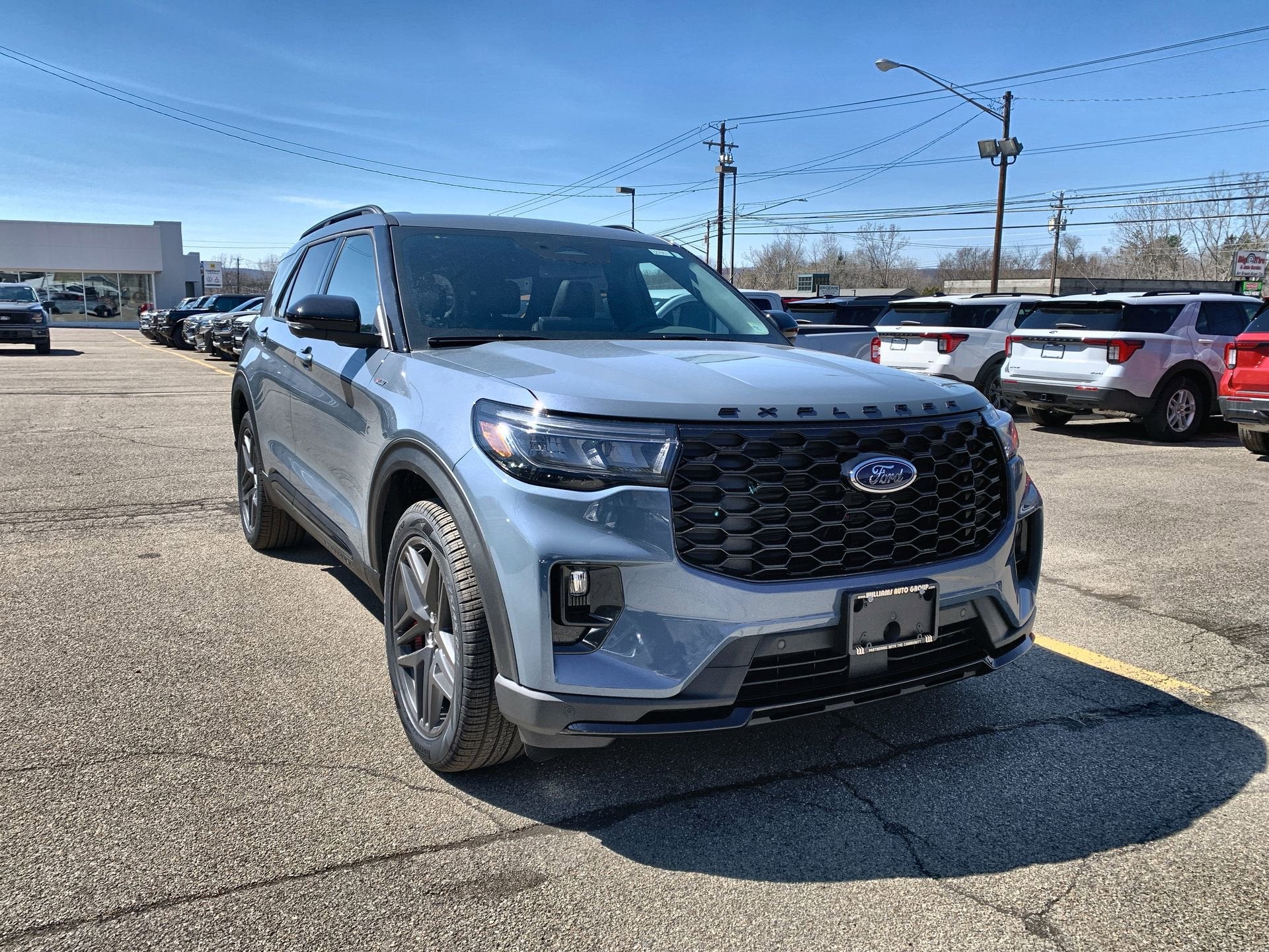 2026 Ford Explorer ST-Line