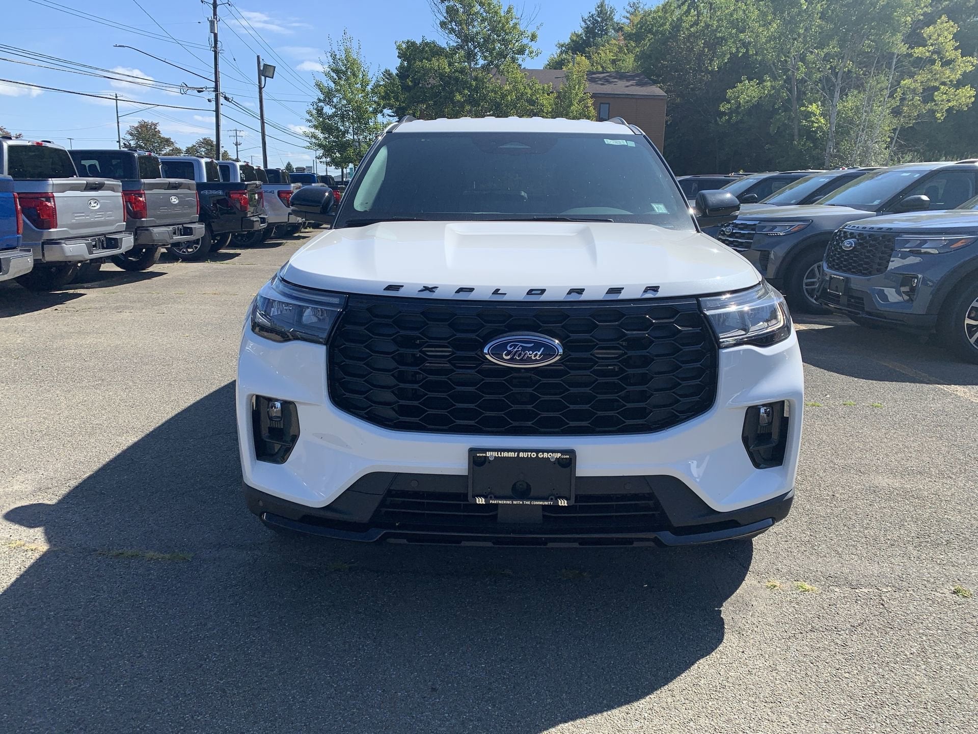 2025 Ford Explorer ST-Line