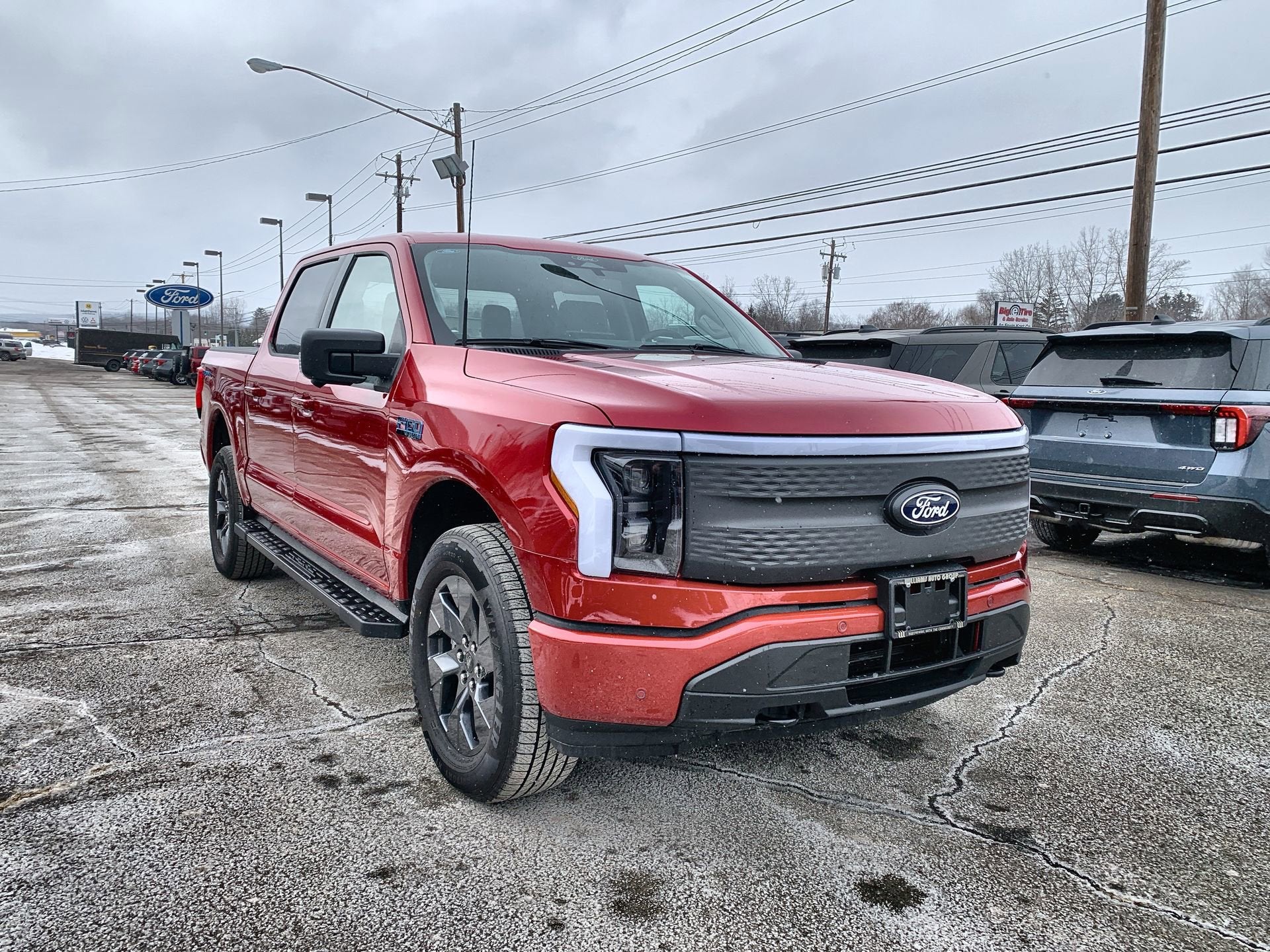 2025 Ford F-150 Lightning Flash
