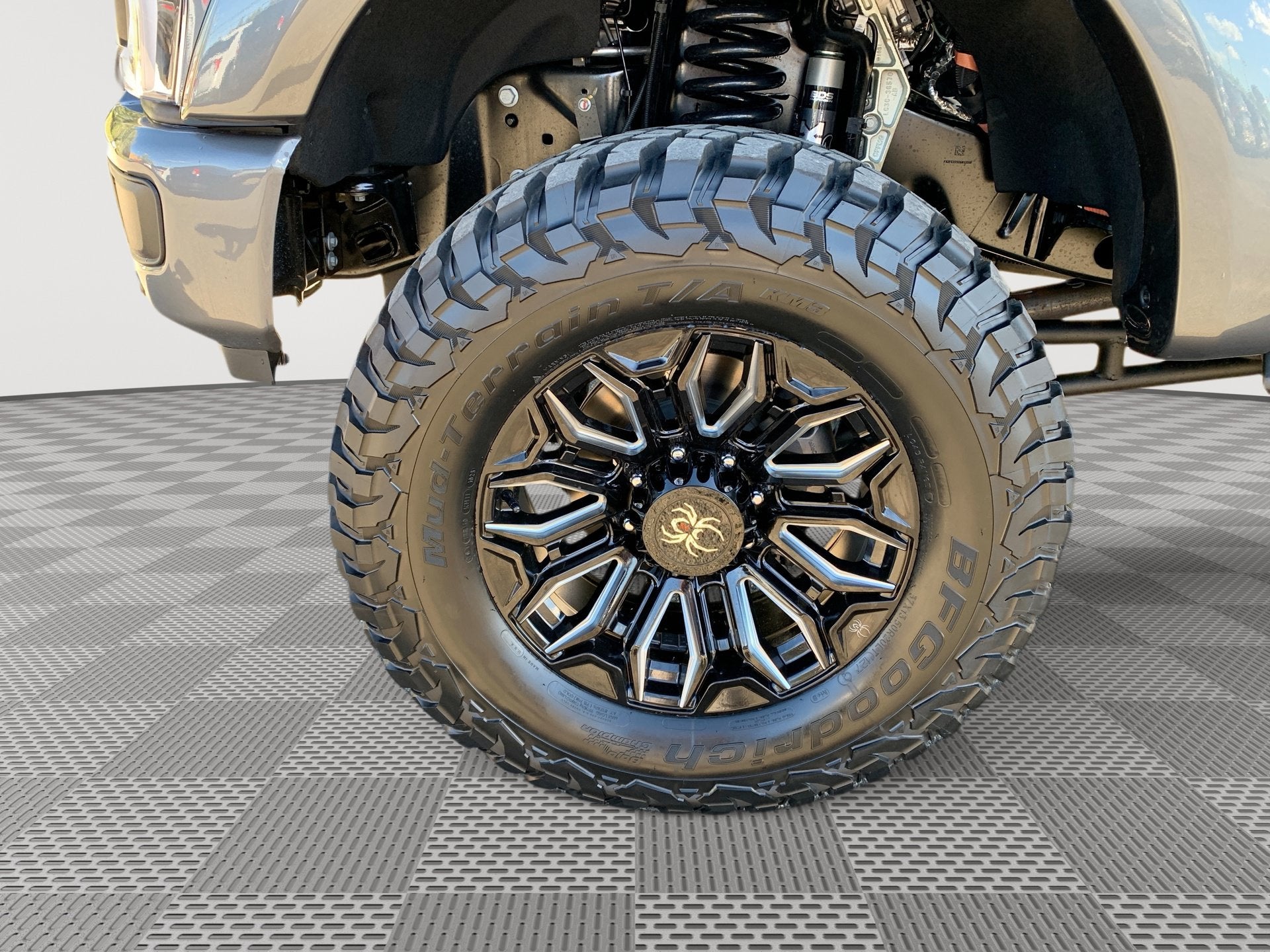 2027 Ford Super Duty F-250 SRW F-250® Lariat®