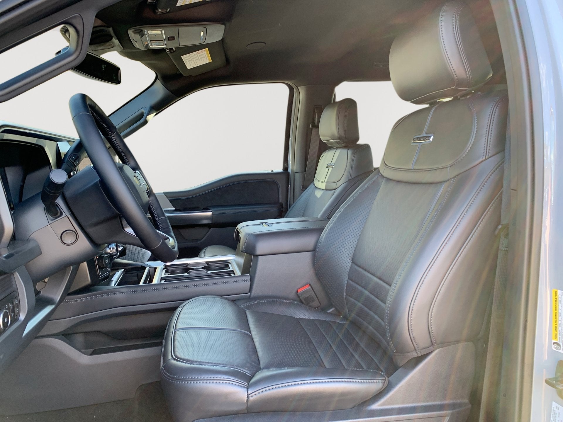 2027 Ford Super Duty F-250 SRW Platinum