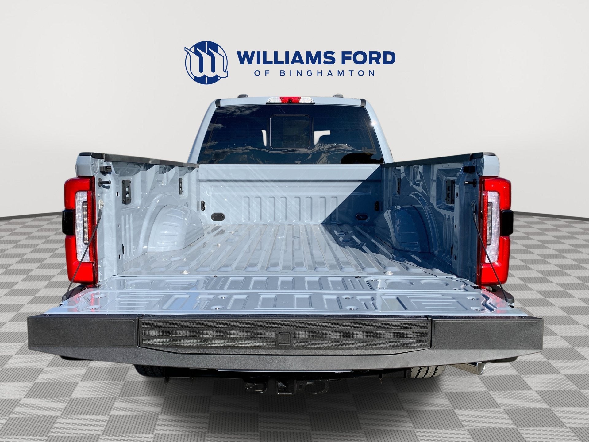 2027 Ford Super Duty F-250 SRW Platinum