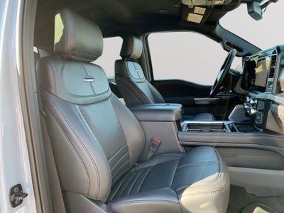 2027 Ford Super Duty F-250 SRW Platinum