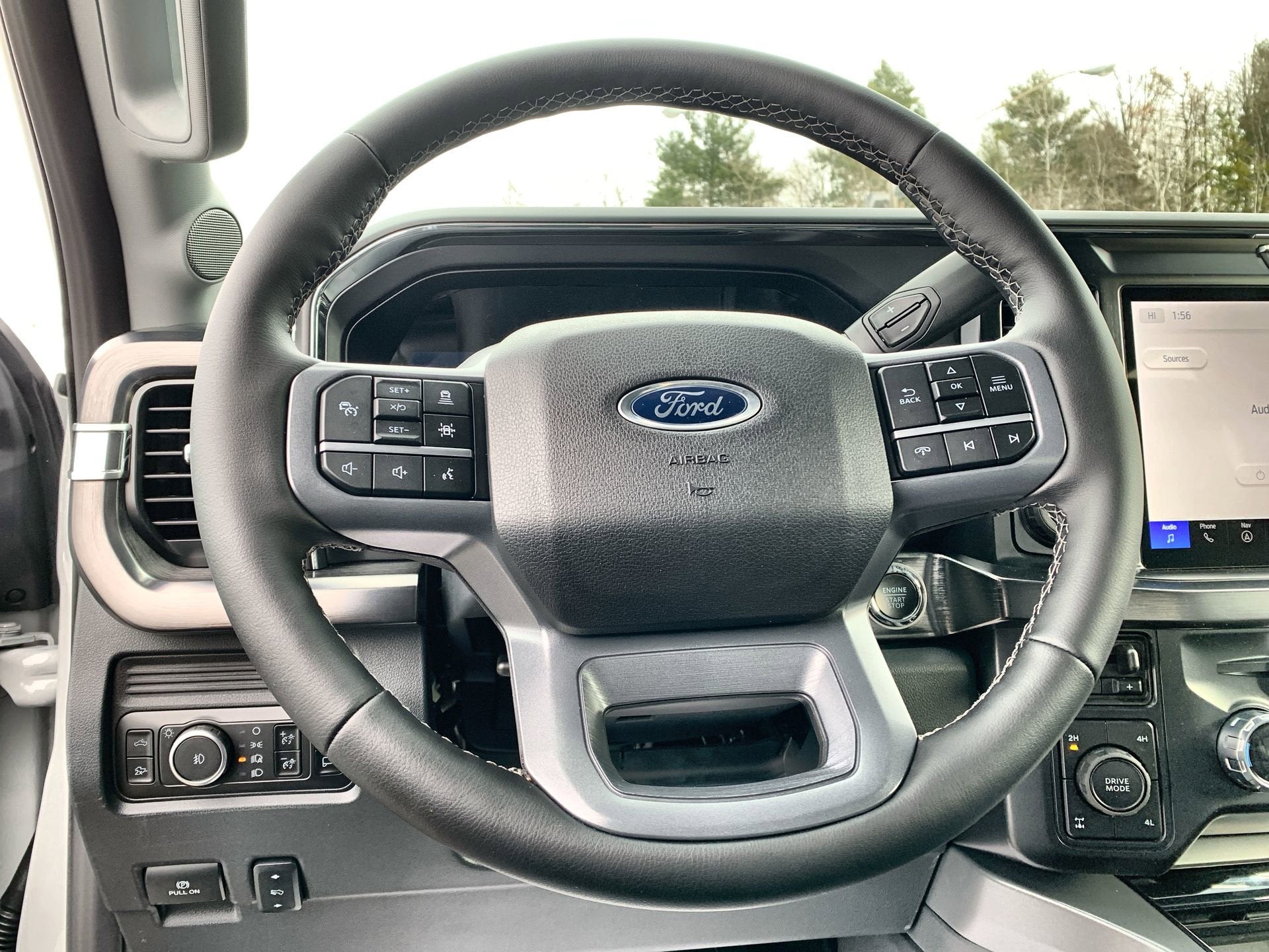 2026 Ford Super Duty F-350 SRW LARIAT