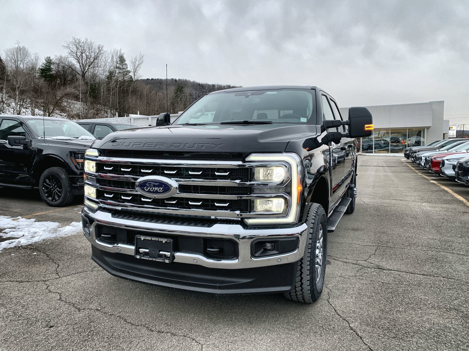 2026 Ford Super Duty F-350 SRW LARIAT
