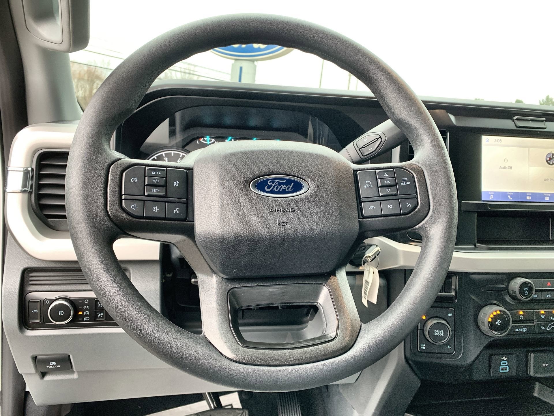 2026 Ford Super Duty F-350 SRW XL