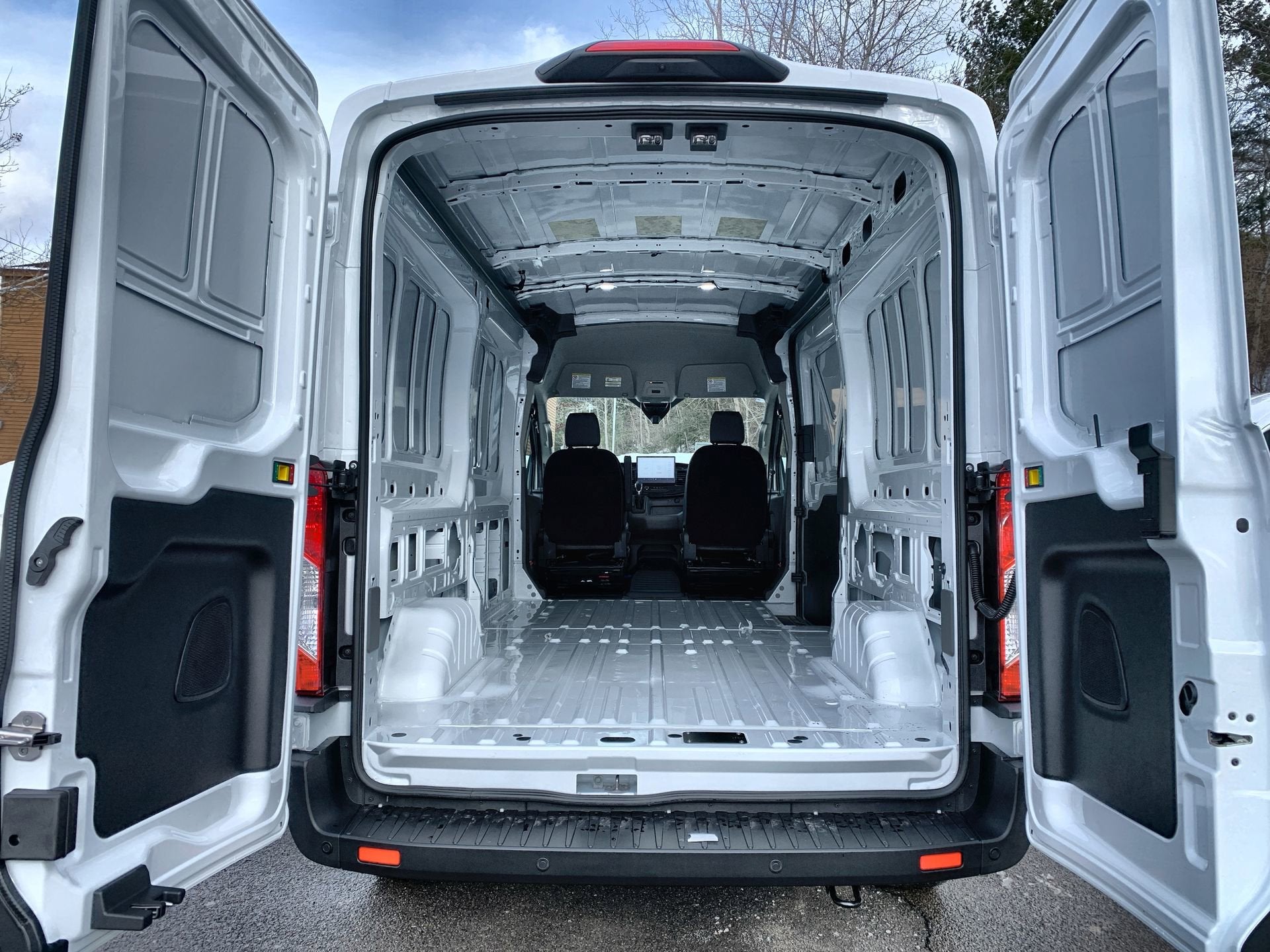 2026 Ford Transit Cargo Van Base