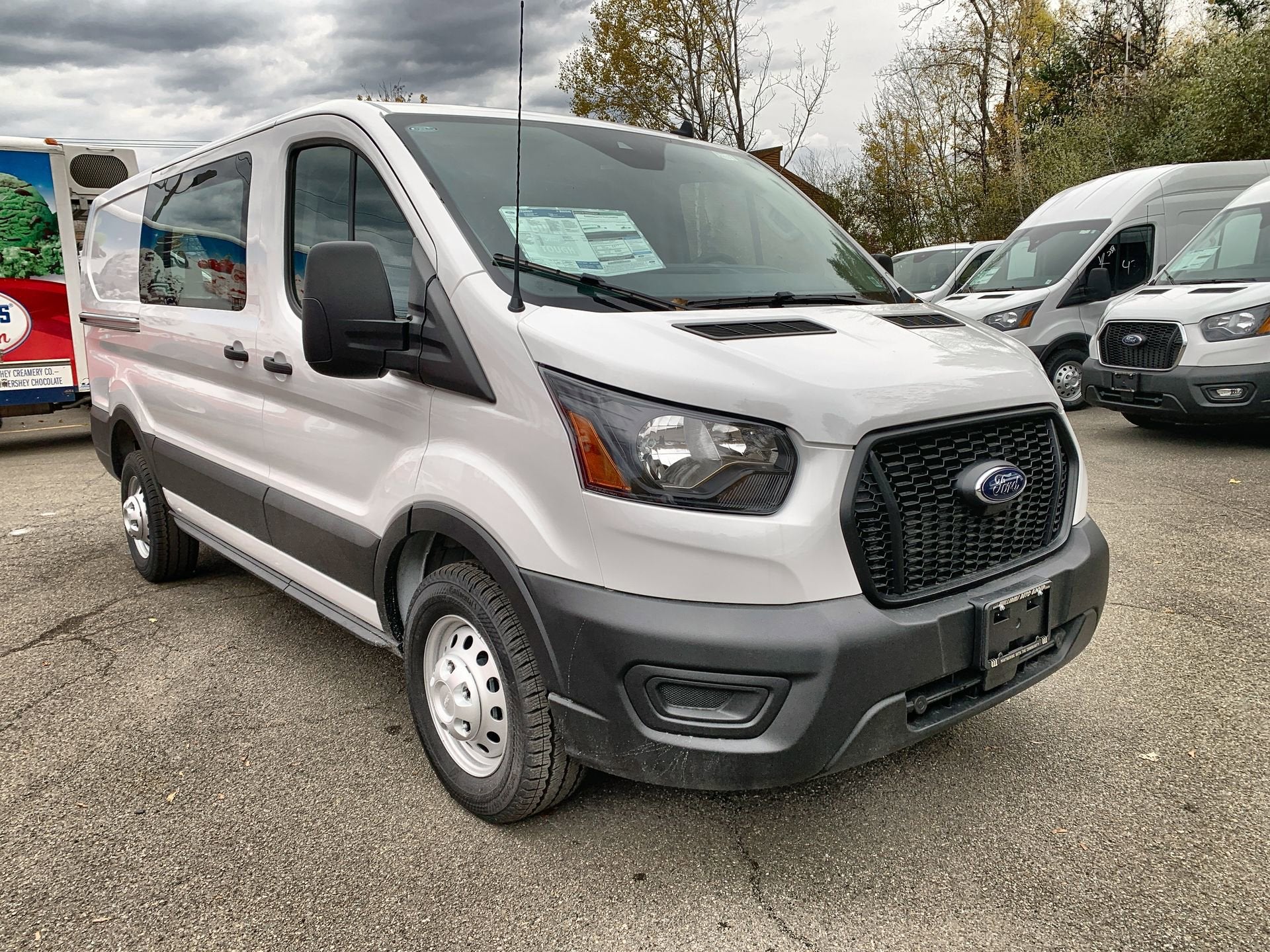 2025 Ford Transit Cargo Van Base