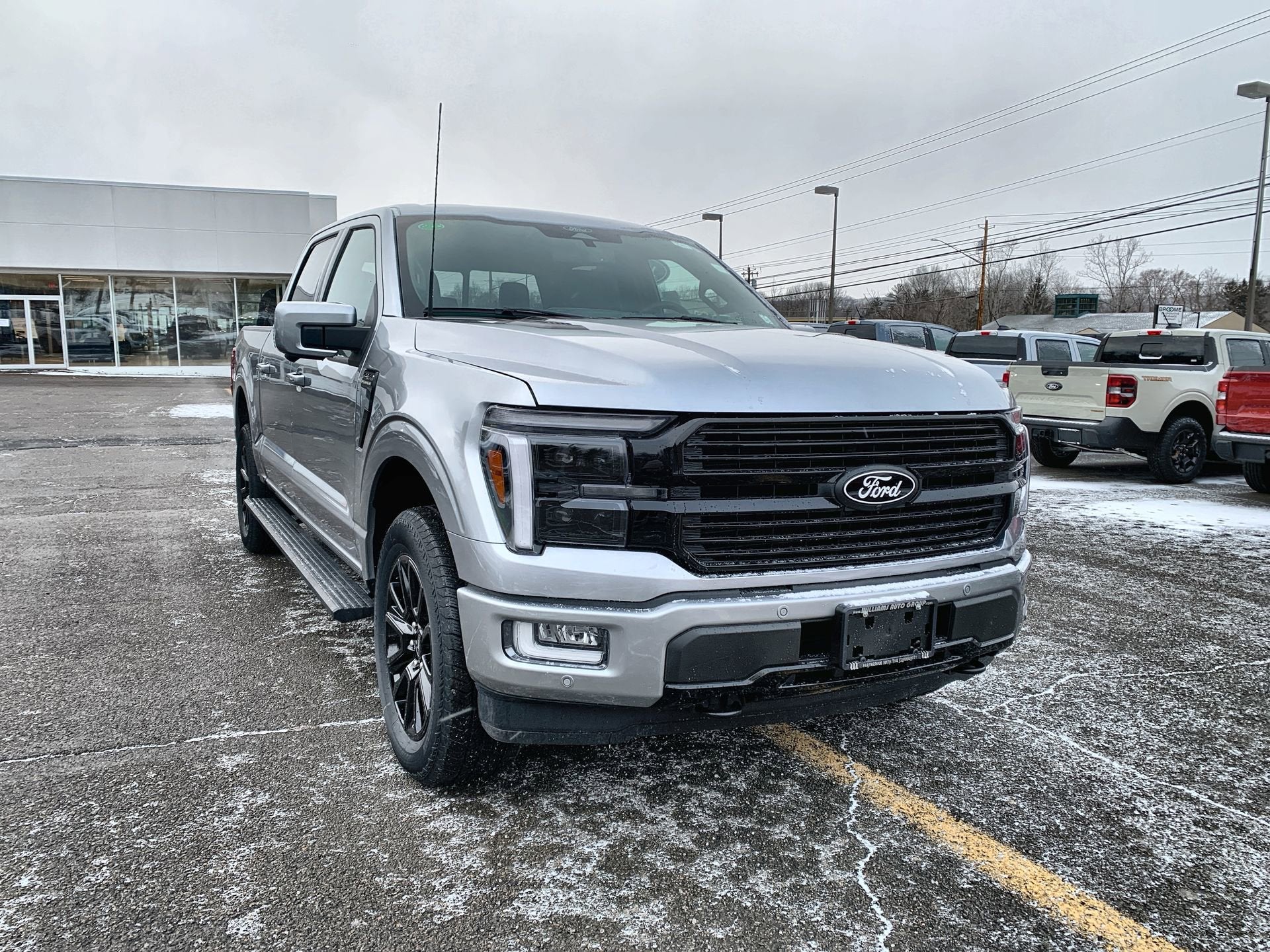 2025 Ford F-150 Platinum