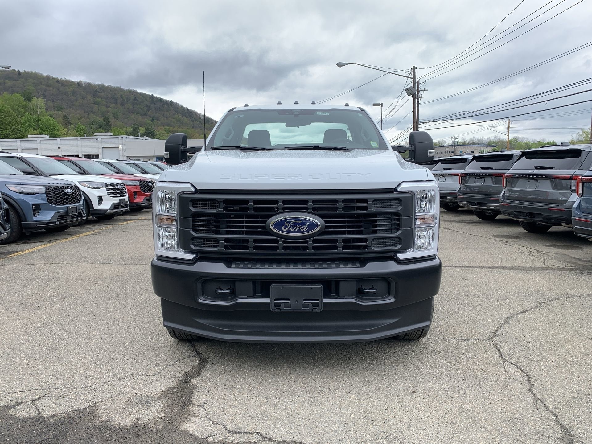 2026 Ford Super Duty F-350 SRW XL