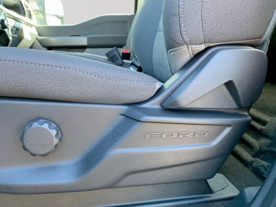 2027 Ford Super Duty F-350 SRW XL