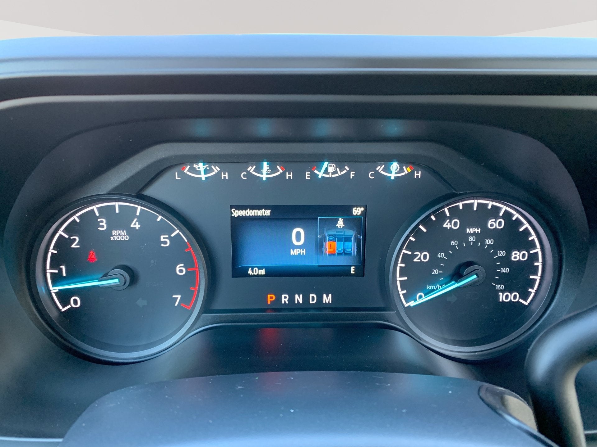 2027 Ford Super Duty F-350 SRW XL