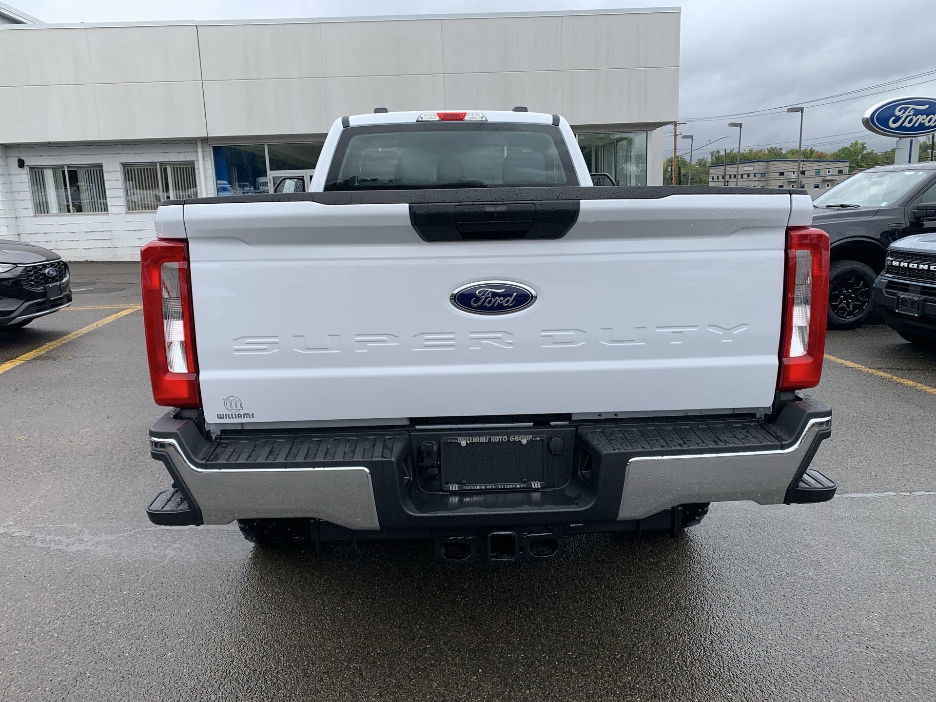2026 Ford Super Duty F-350 SRW XL