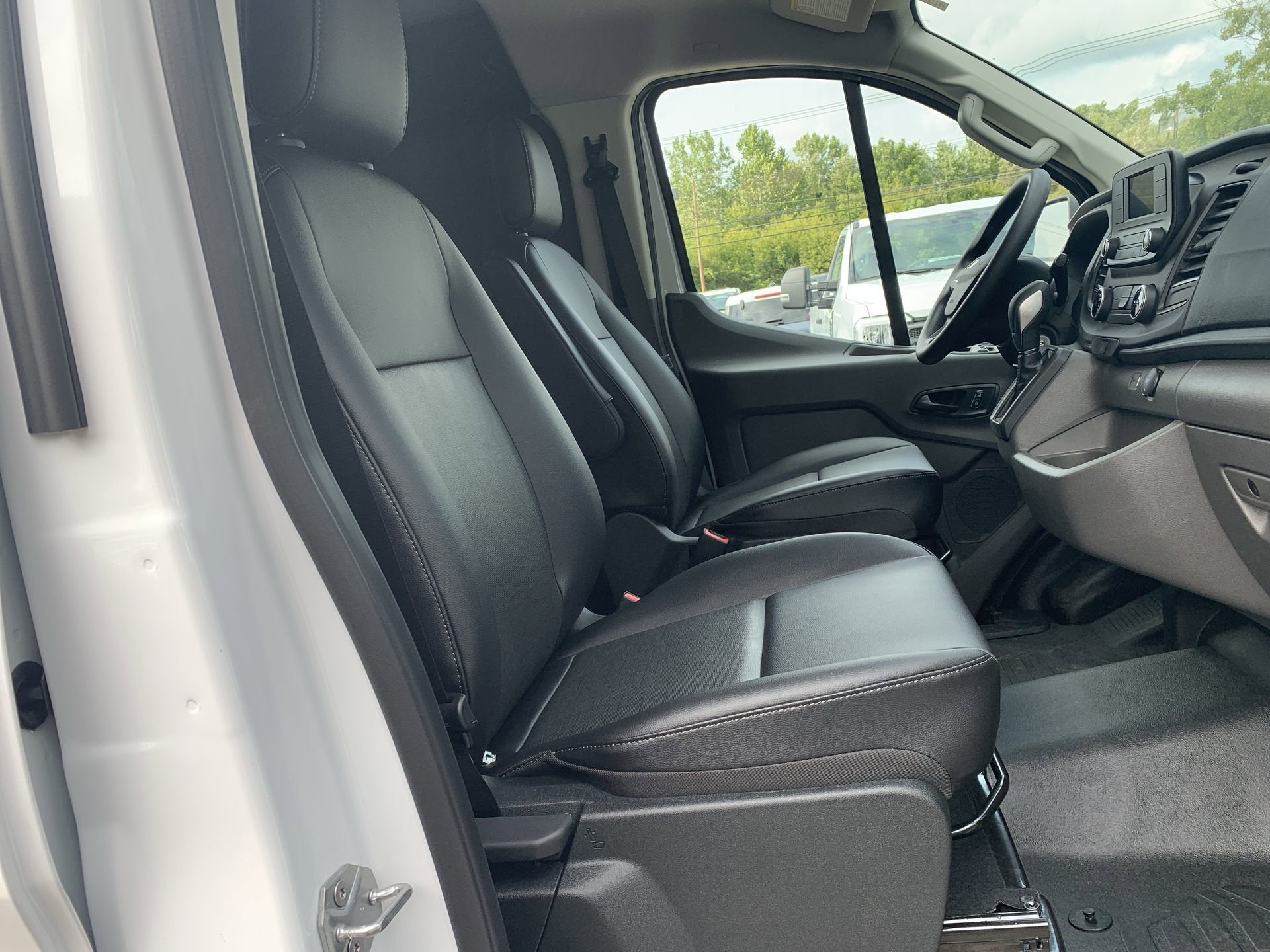 2025 Ford Transit Cargo Van Base