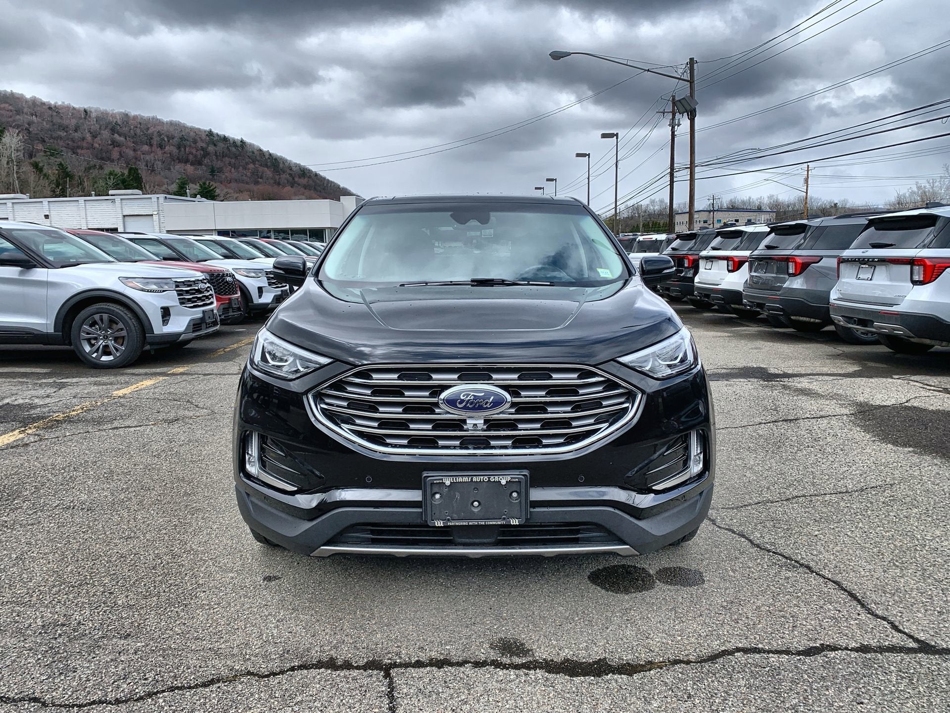 2019 Ford Edge Titanium