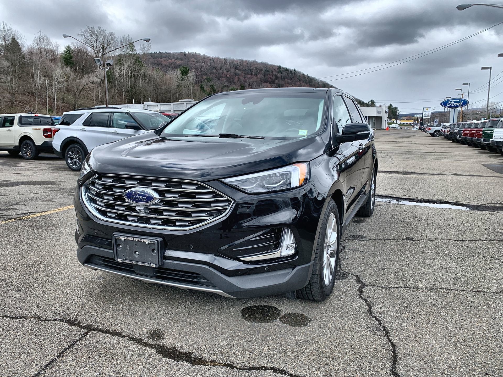 2019 Ford Edge Titanium