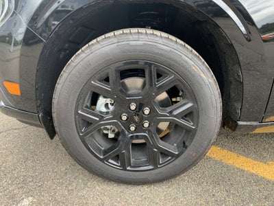 2026 Ford Maverick Lobo Standard