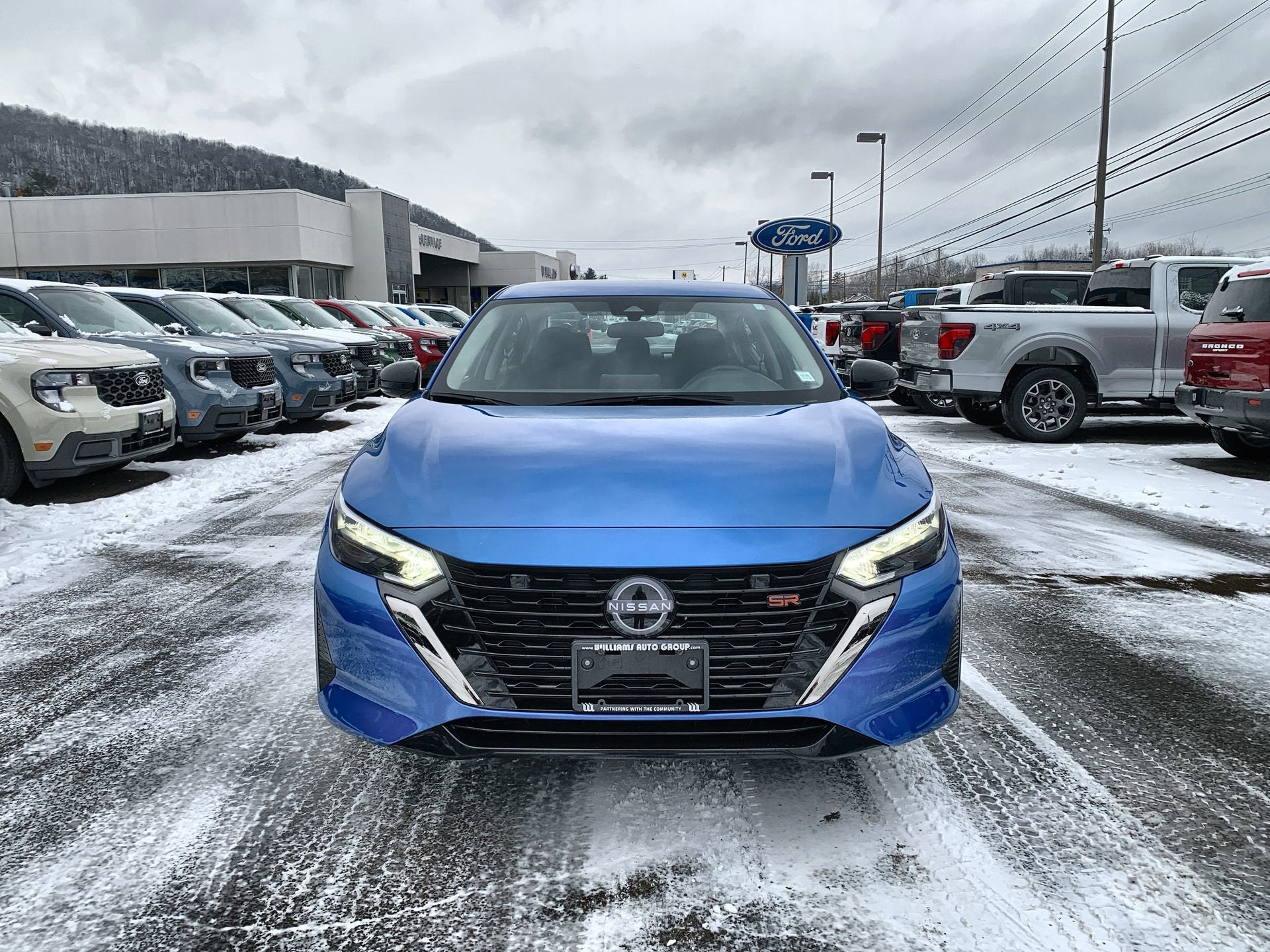 2025 Nissan Sentra SR