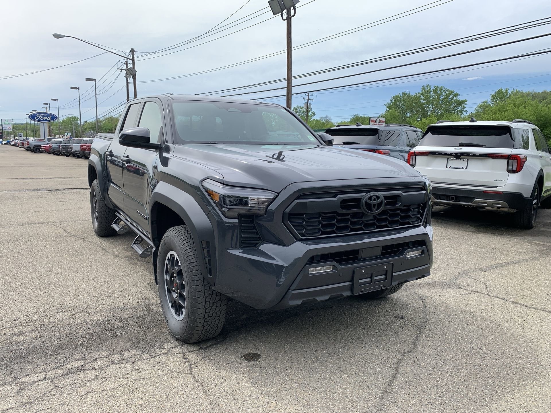 2025 Toyota Tacoma 4WD TRD Off Road