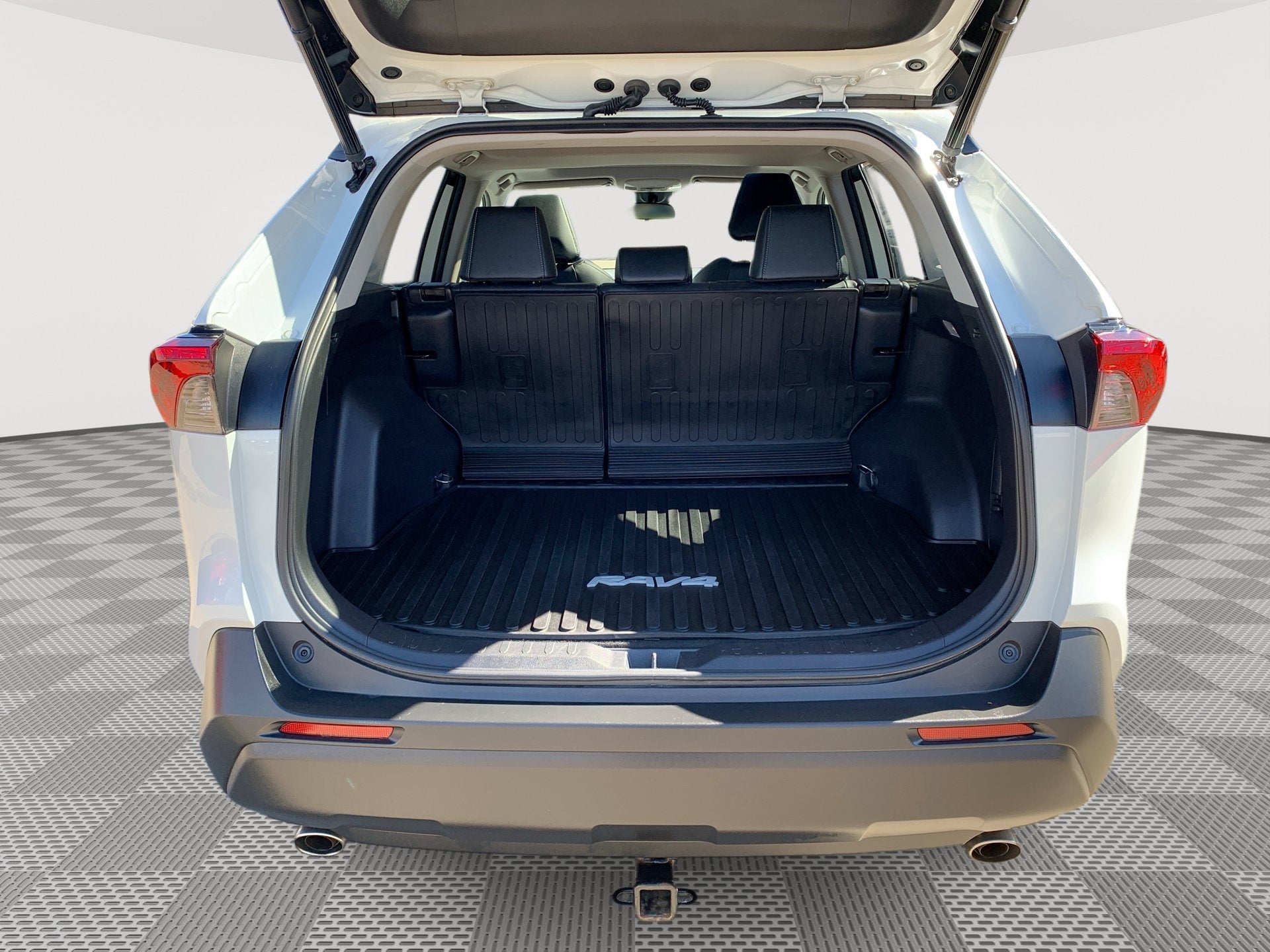 2021 Toyota RAV4 Hybrid XLE Premium