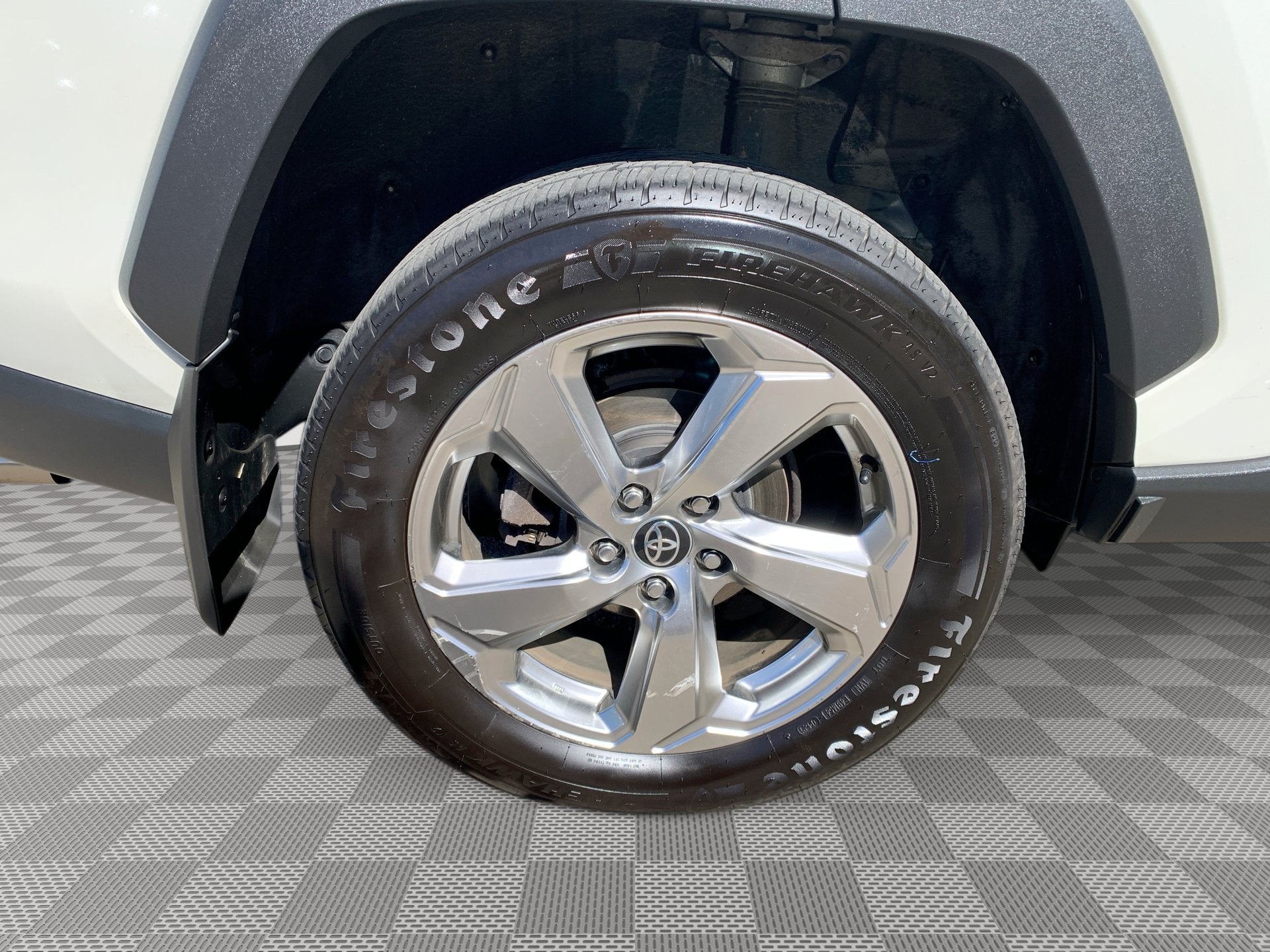 2021 Toyota RAV4 Hybrid XLE Premium