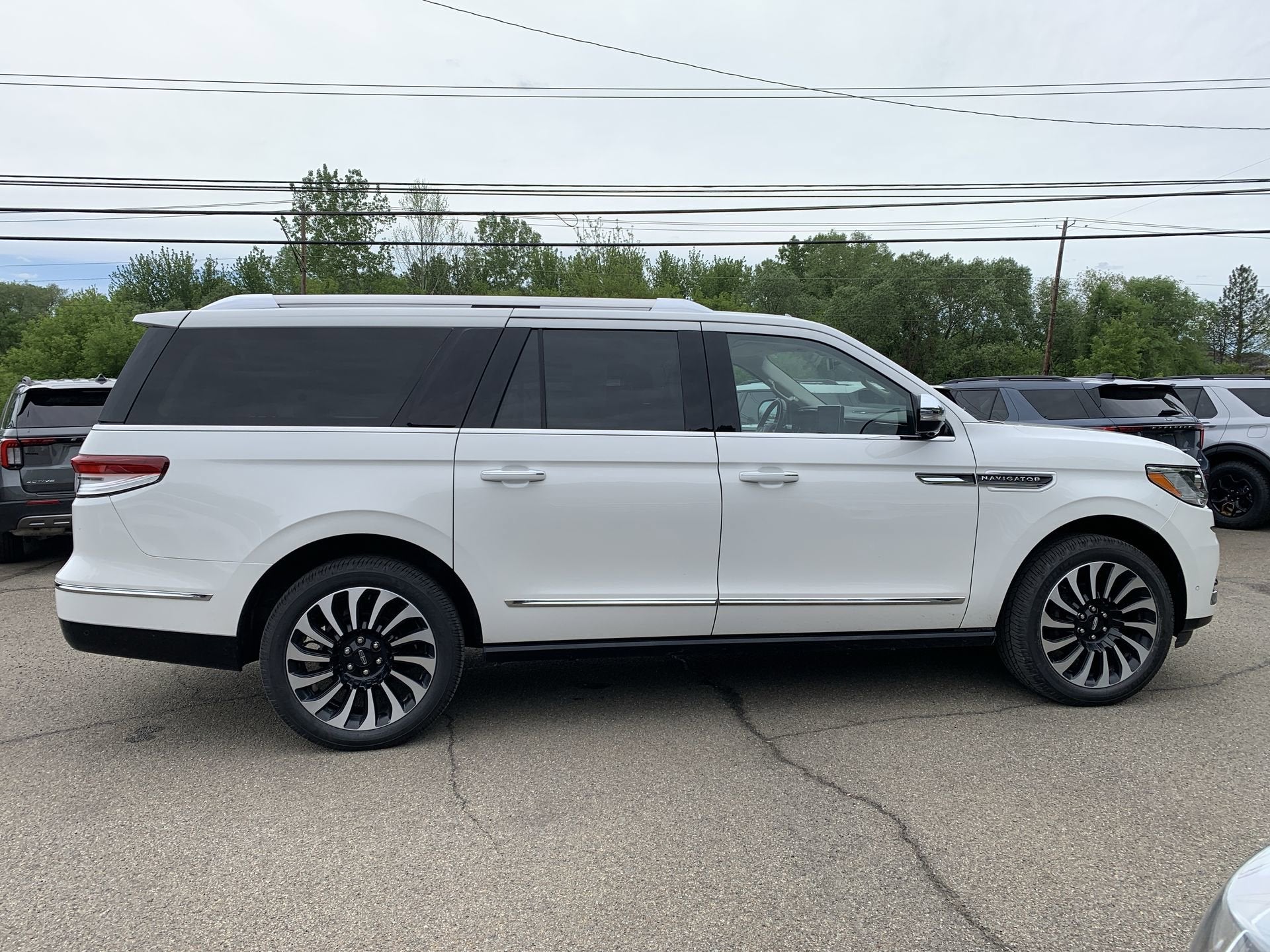 2023 Lincoln Navigator L Black Label