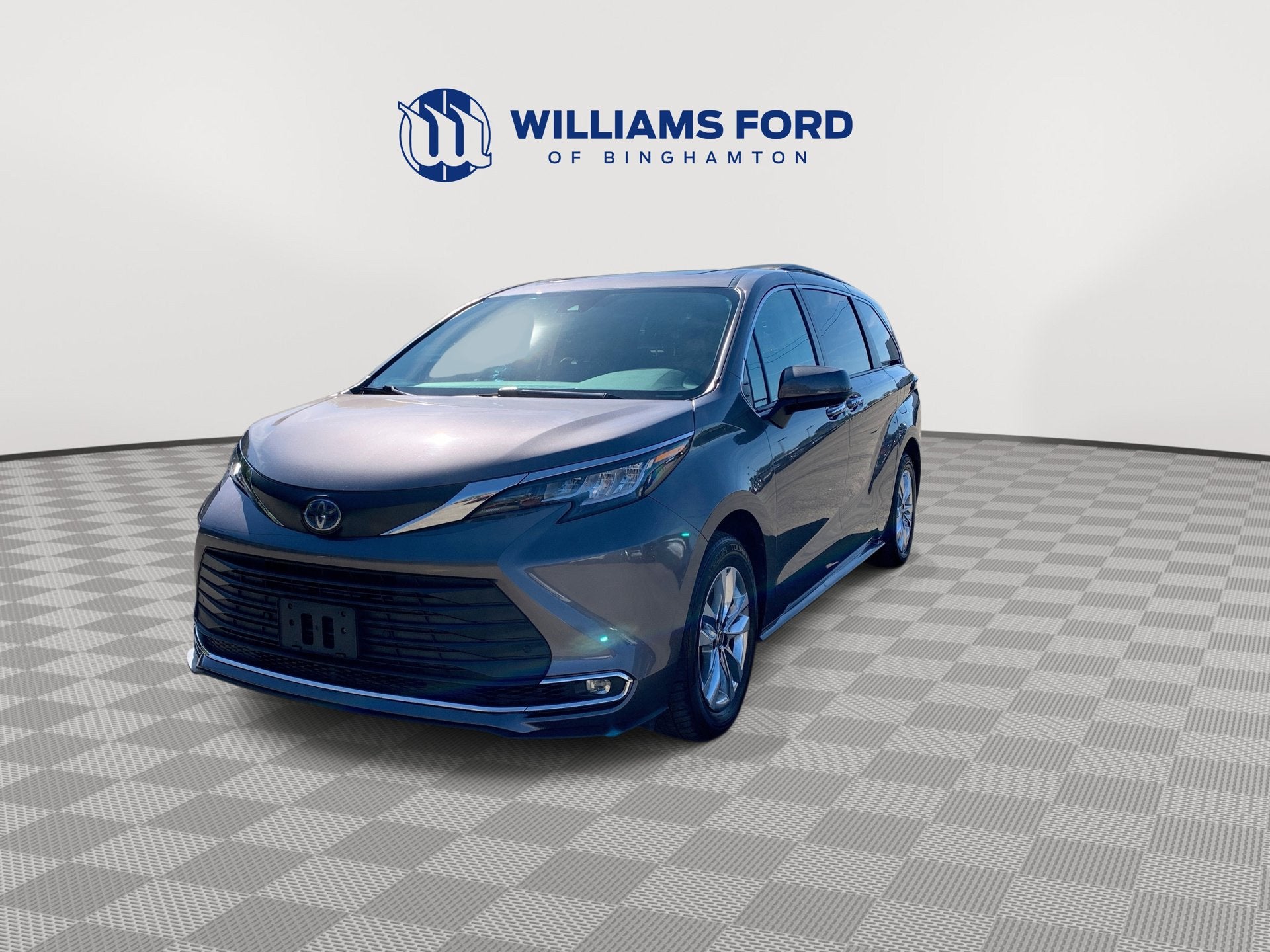 2022 Toyota Sienna XLE