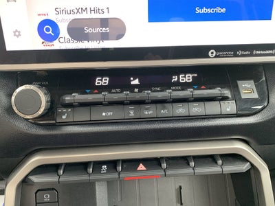 2023 Toyota Tundra 4WD SR5