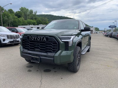 2023 Toyota Tundra 4WD SR5