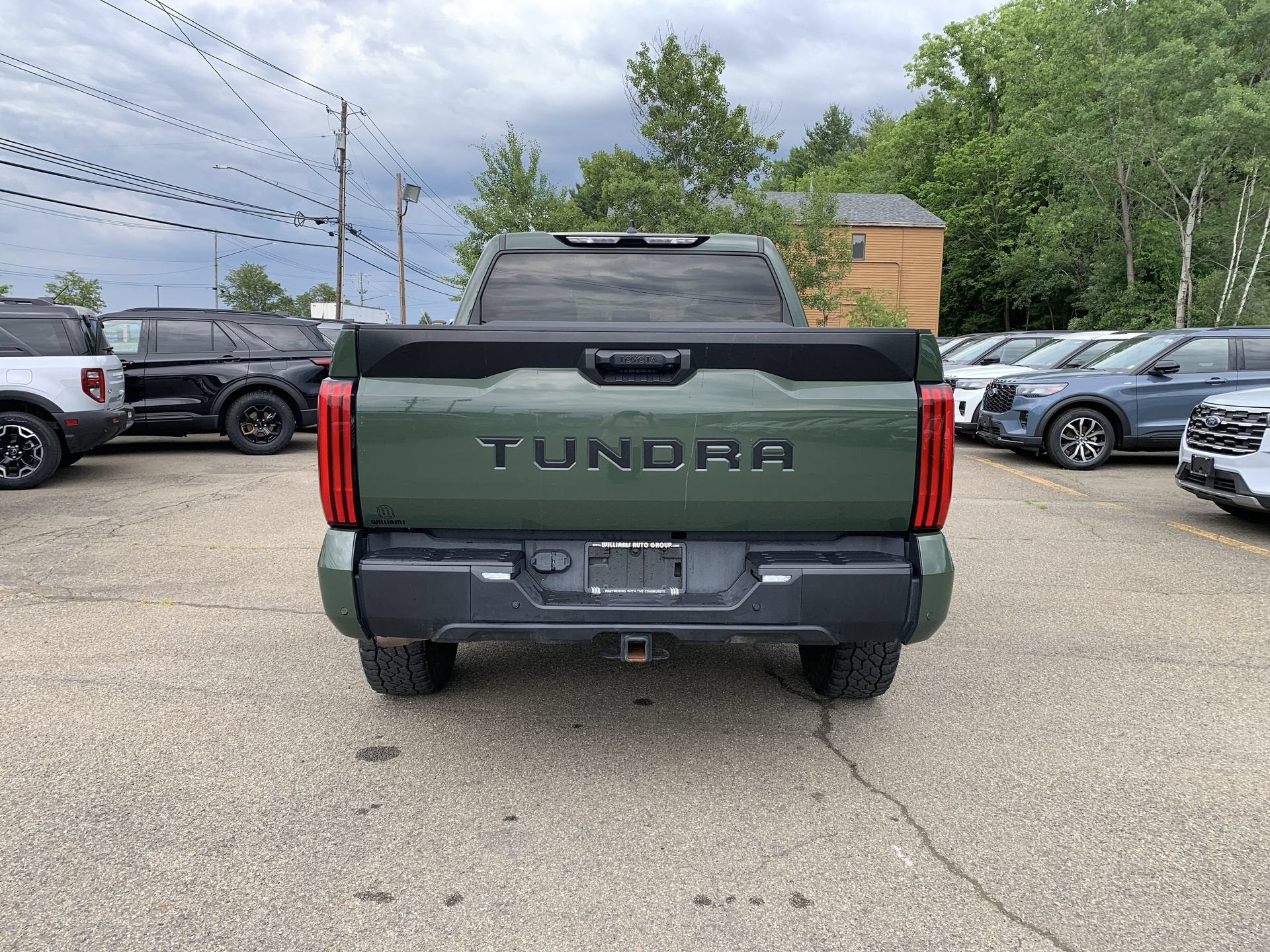 2023 Toyota Tundra 4WD SR5