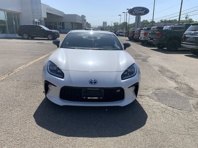2025 Toyota GR86 Premium