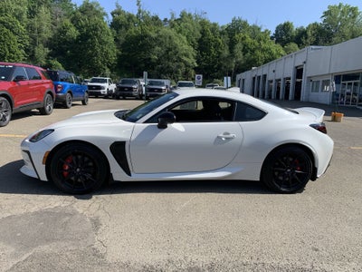 2025 Toyota GR86 Premium