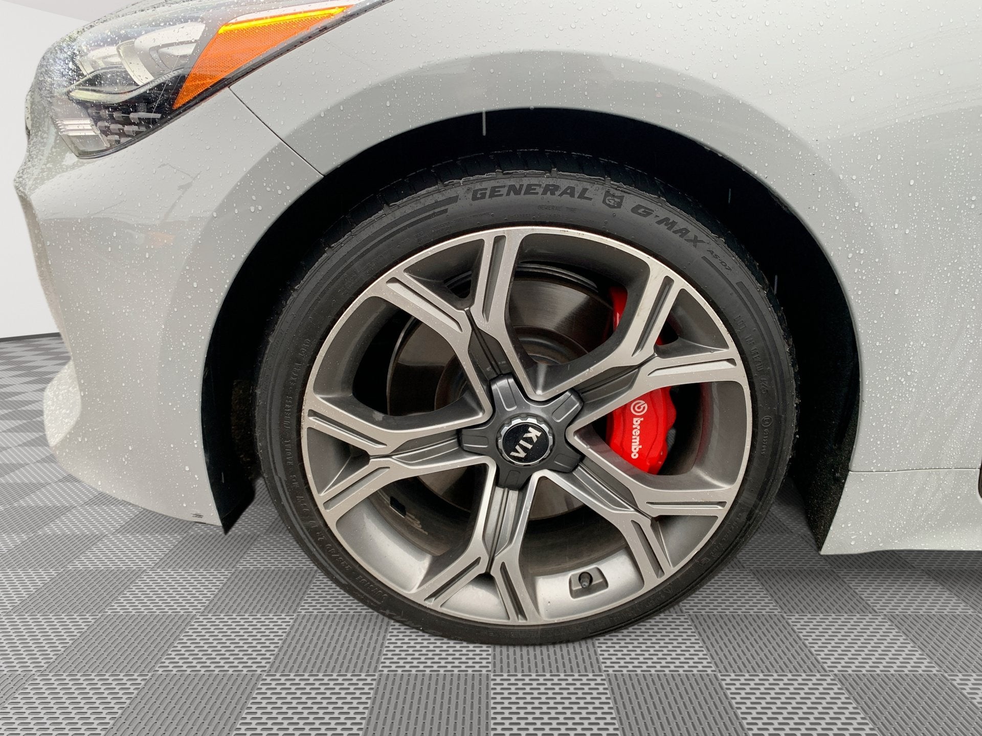 2020 Kia Stinger GT2