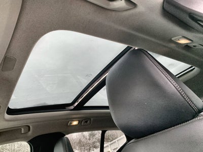 2025 Volvo XC40 Core Bright Theme