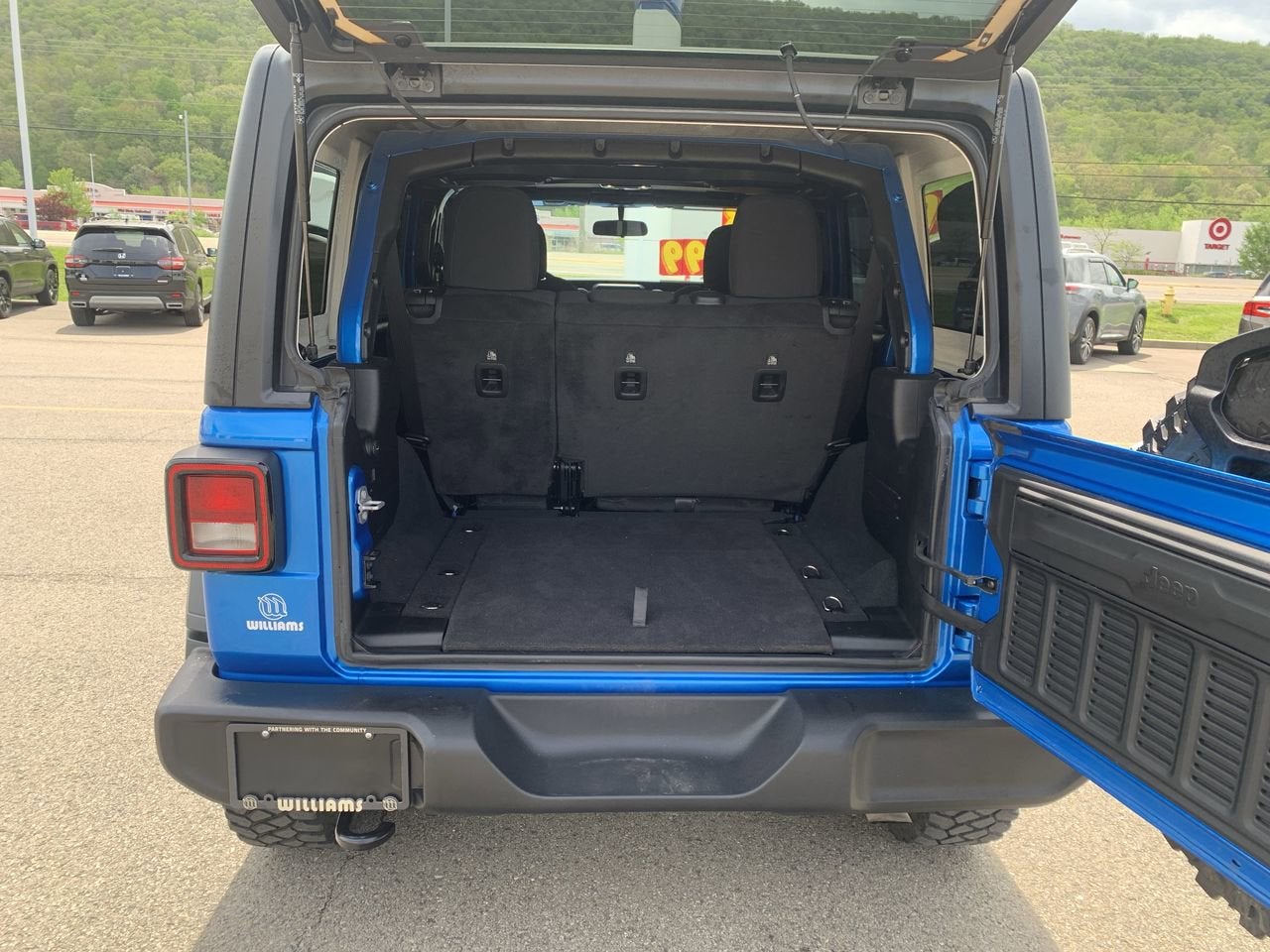 2023 Jeep Wrangler Willys