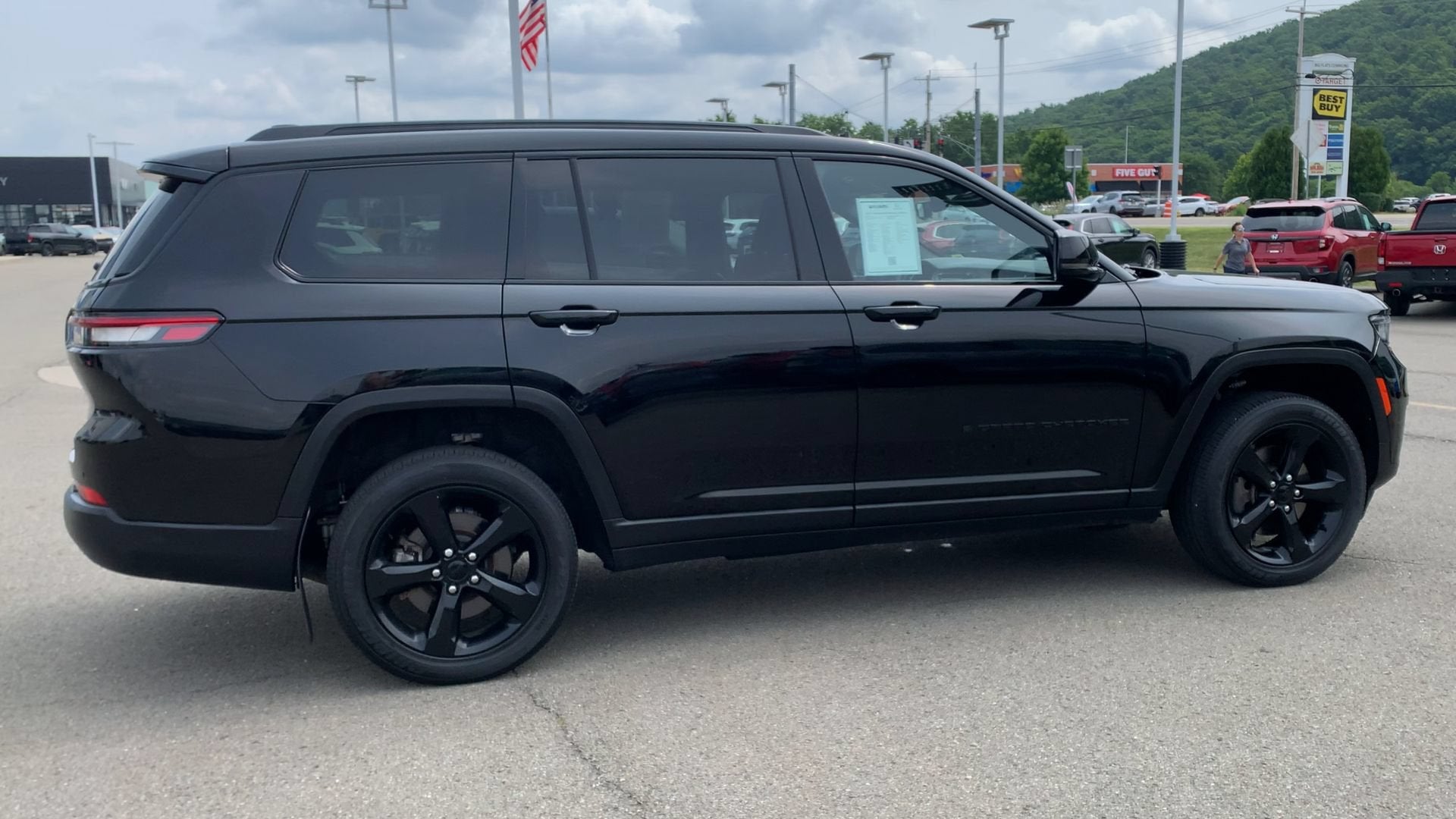 2023 Jeep Grand Cherokee L Altitude