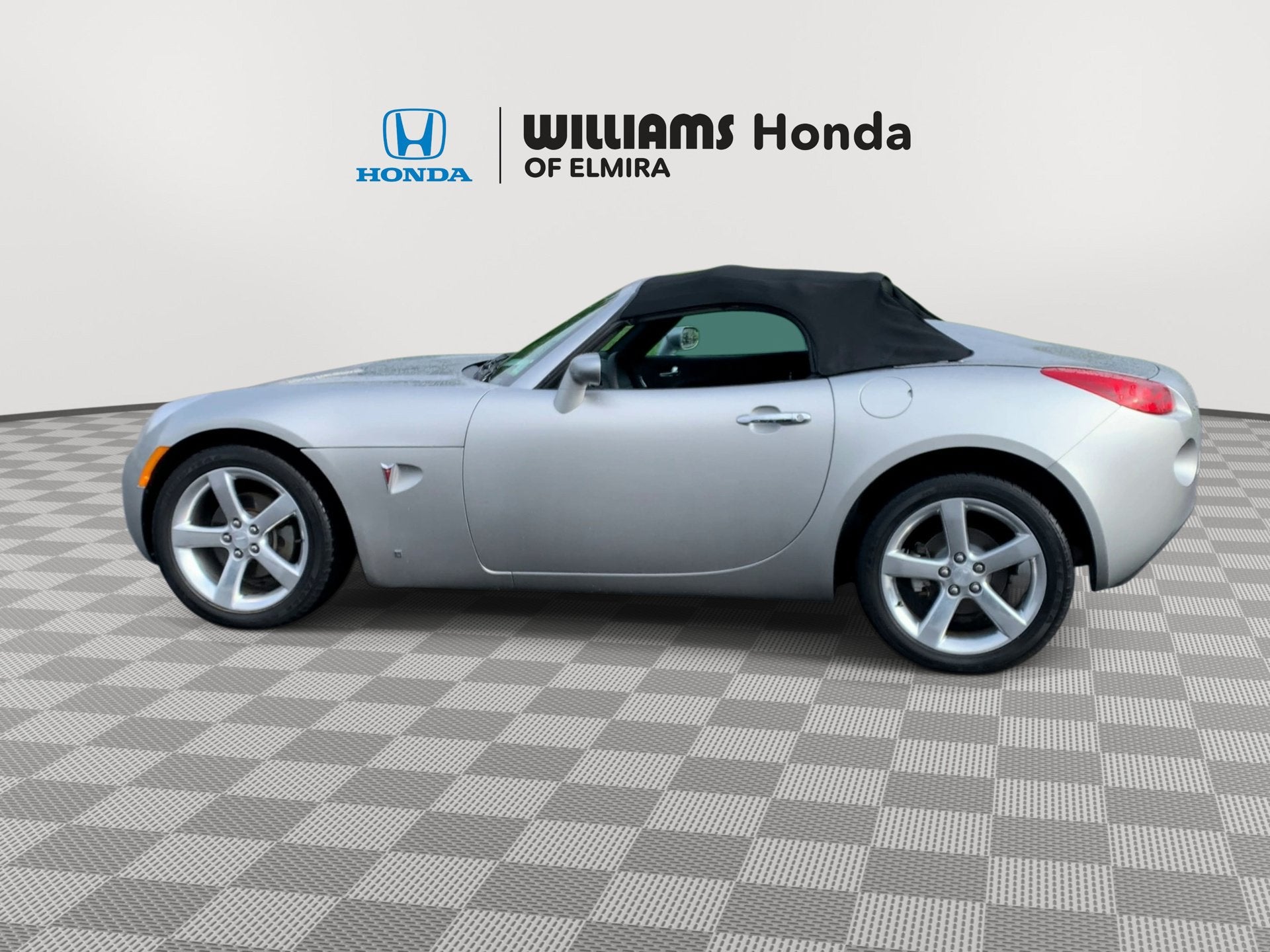 2006 Pontiac Solstice Base