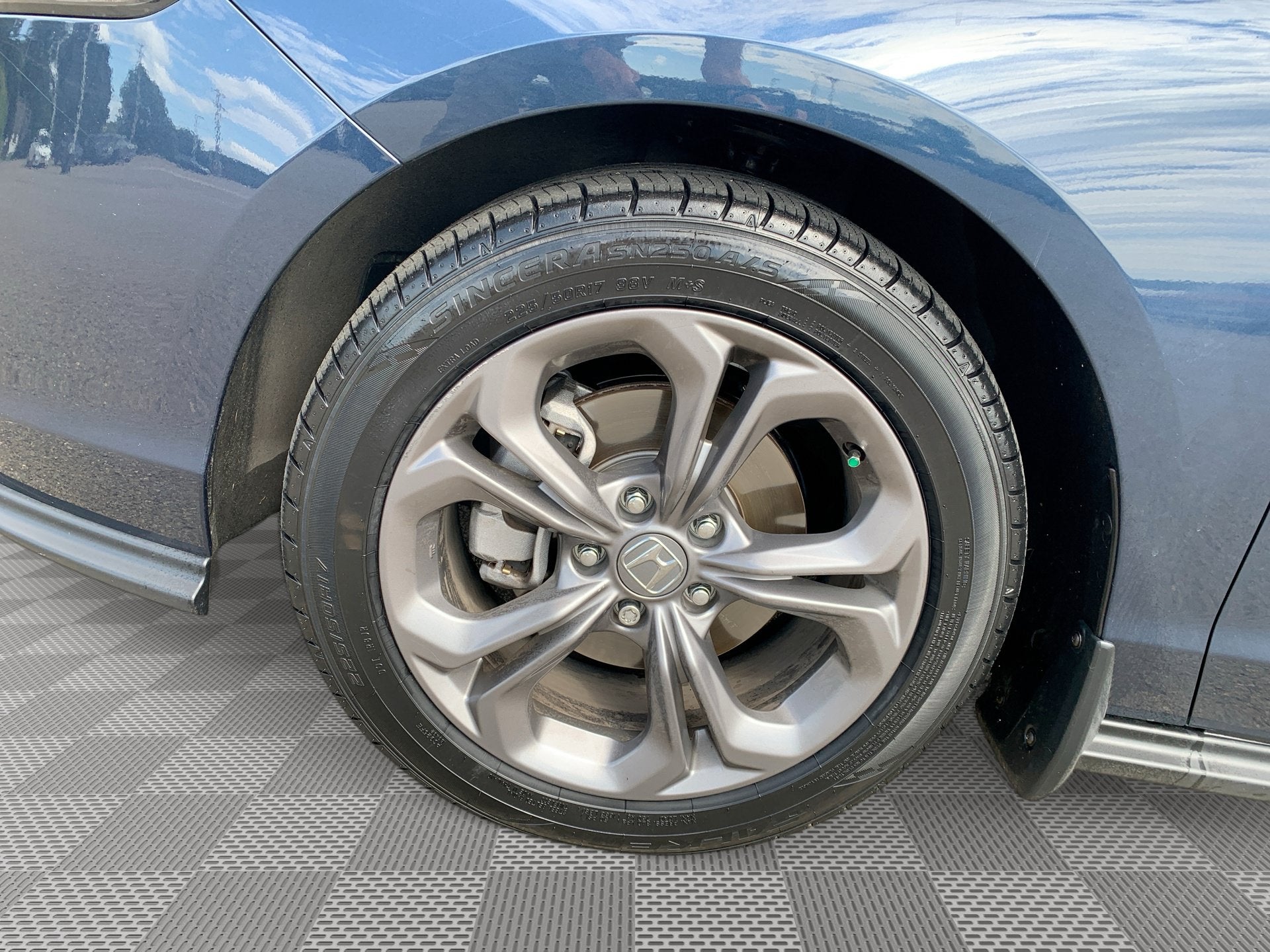 2024 Honda Accord Sedan EX